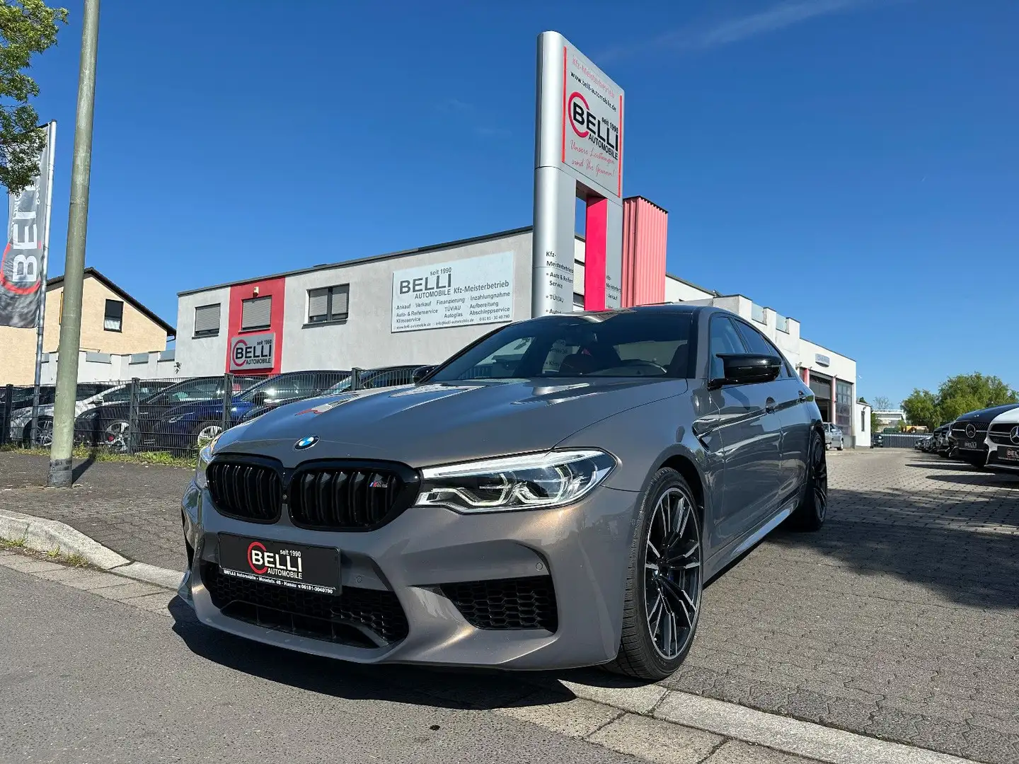 BMW M5 Lim. Carbon H&K R.Kamera 20" FINANZIERUNG Grau - 1
