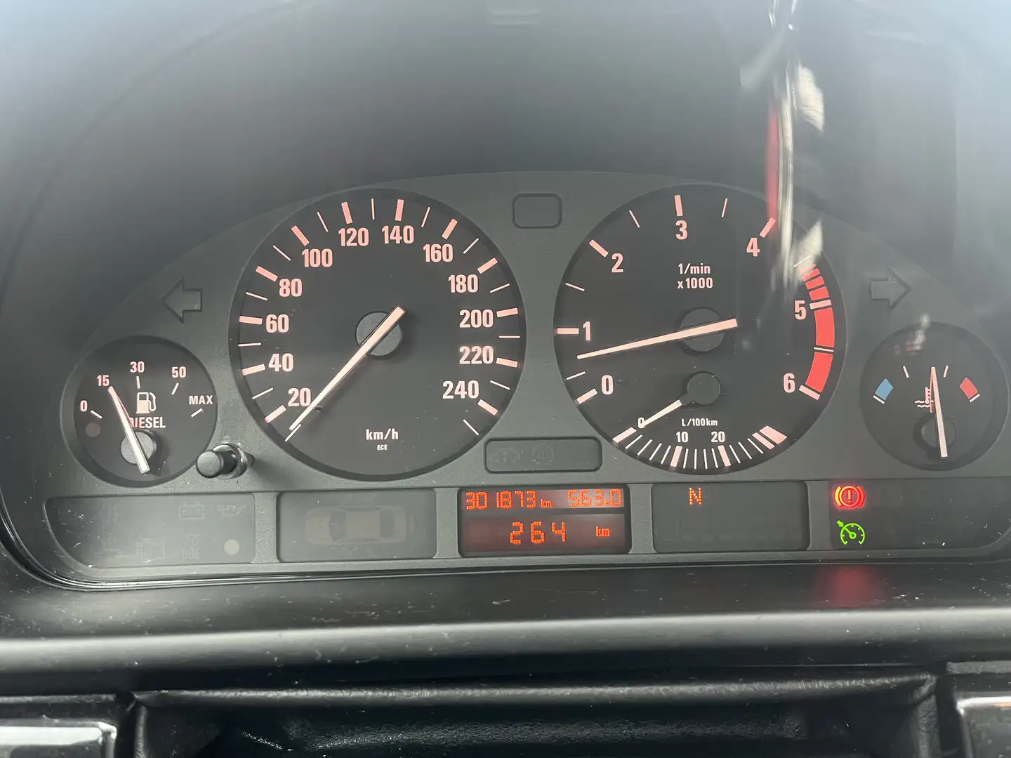 BMW 525 525d - 1
