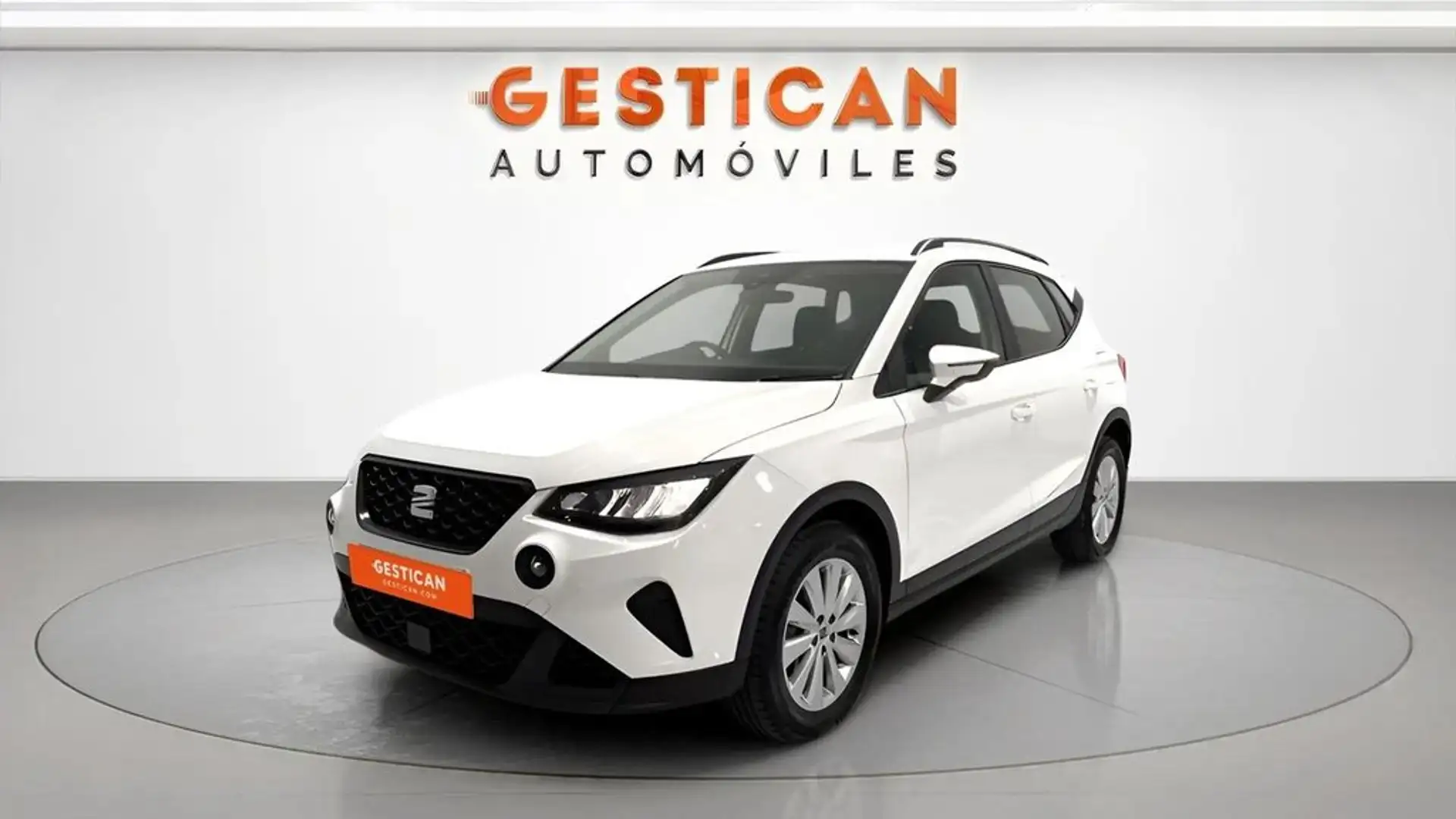 SEAT Arona 1.0 TSI S&S Reference XM Edition 95 Weiß - 1