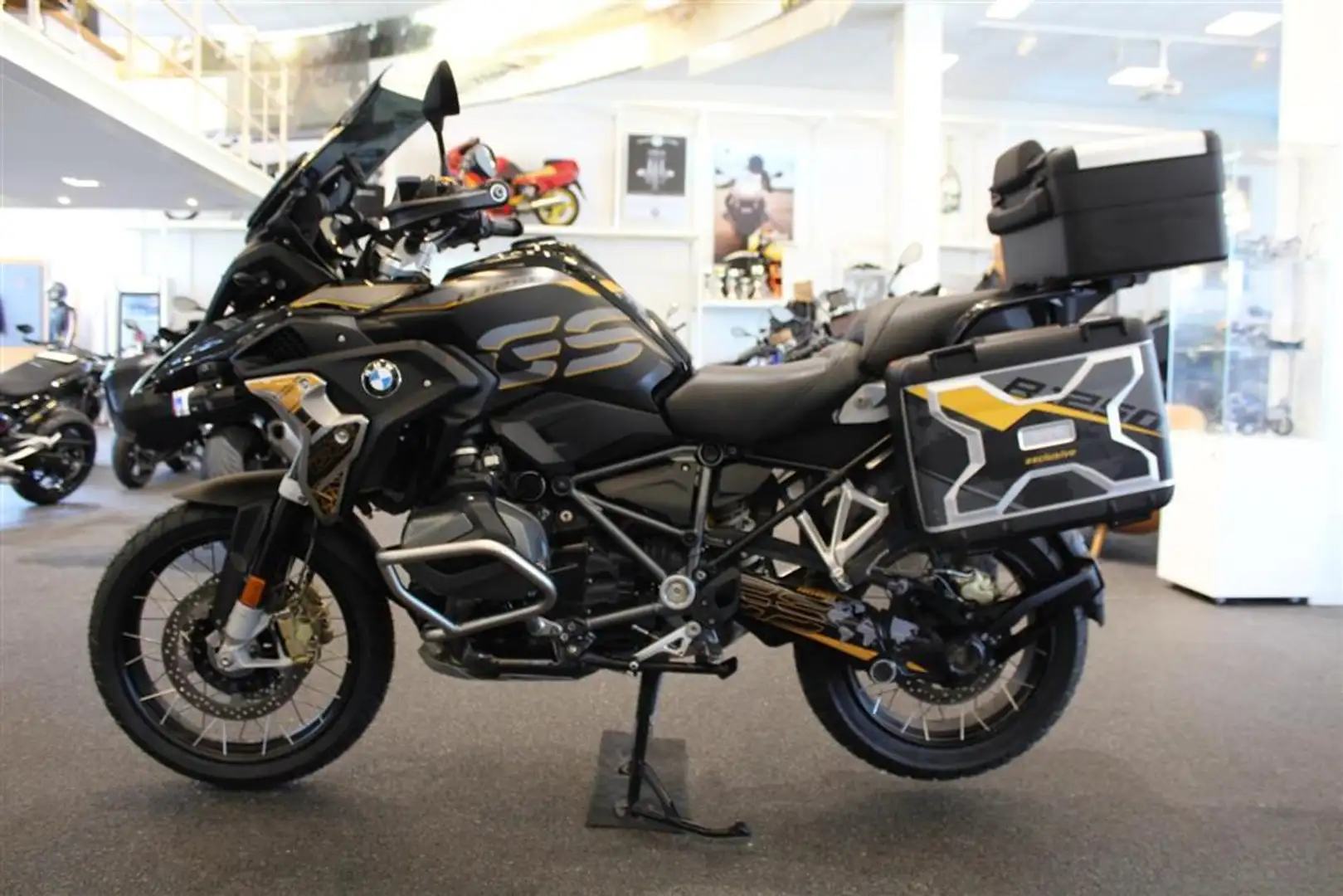 BMW R 1250 GS 0 Zwart - 1