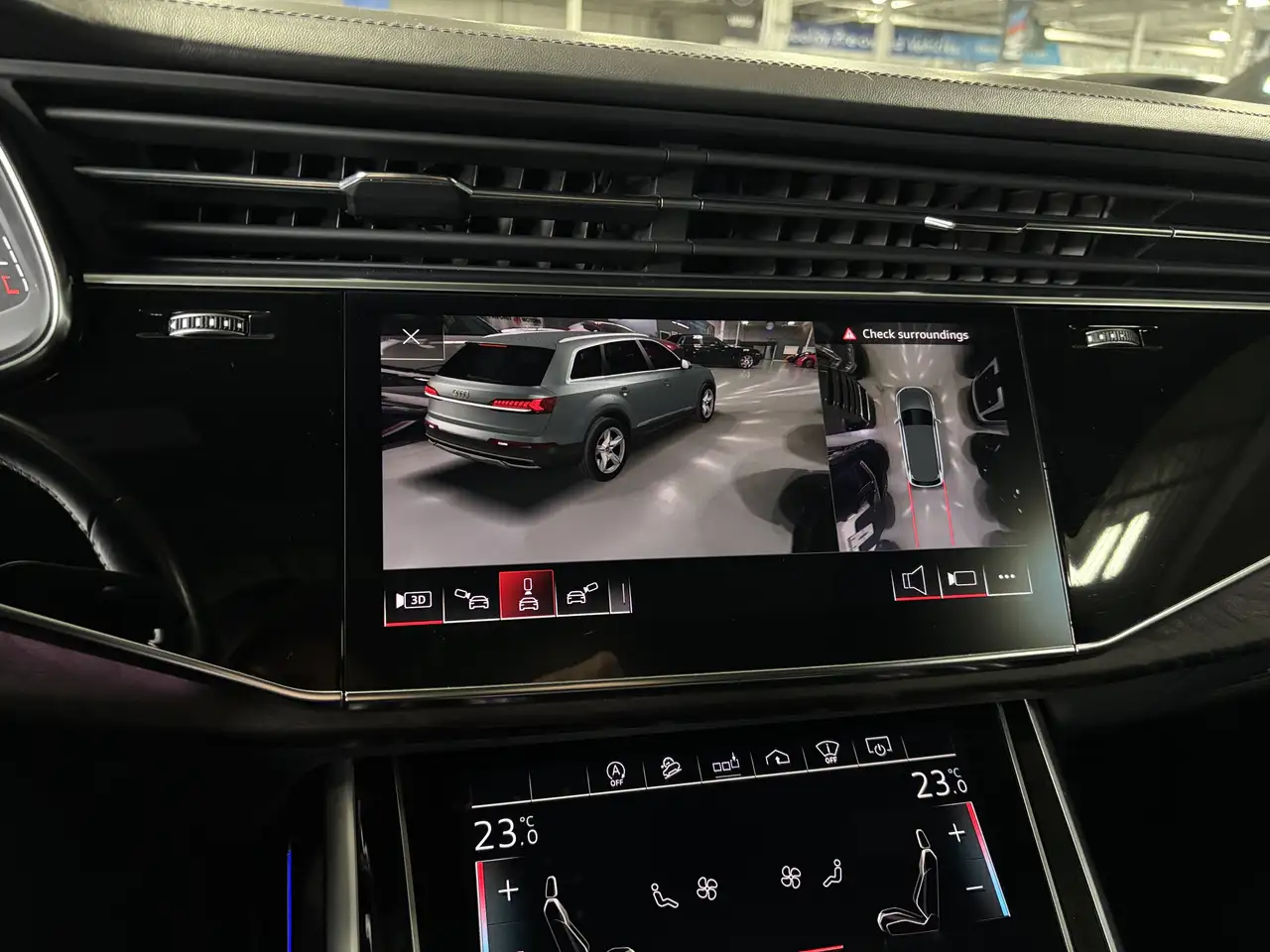 Audi Q7 photo Audi Q7