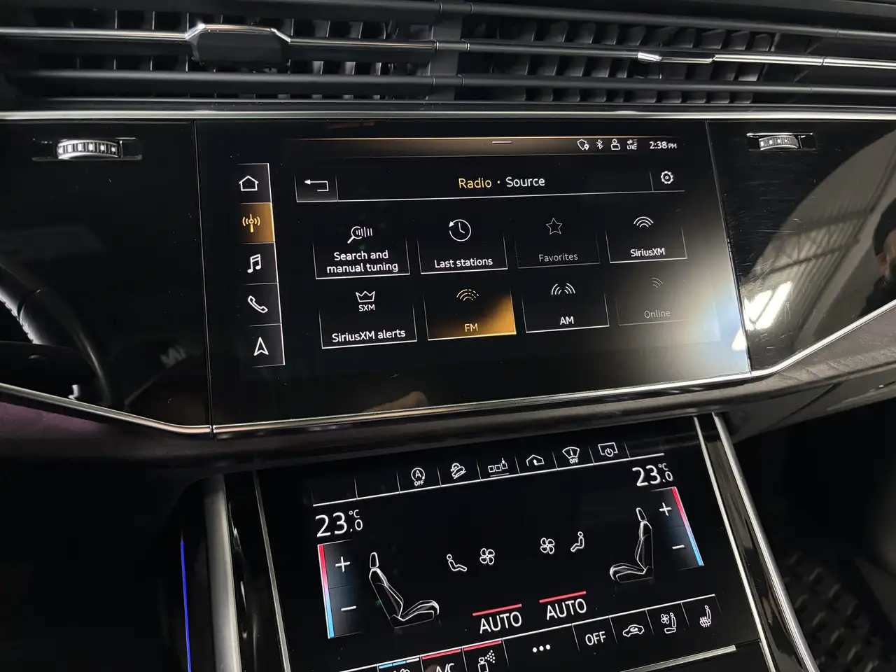 Audi Q7 photo Audi Q7