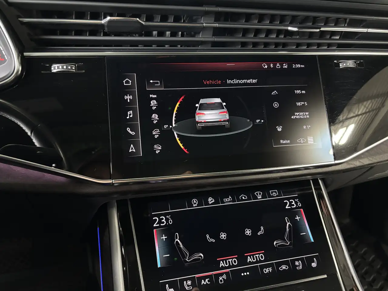 Audi Q7 photo Audi Q7
