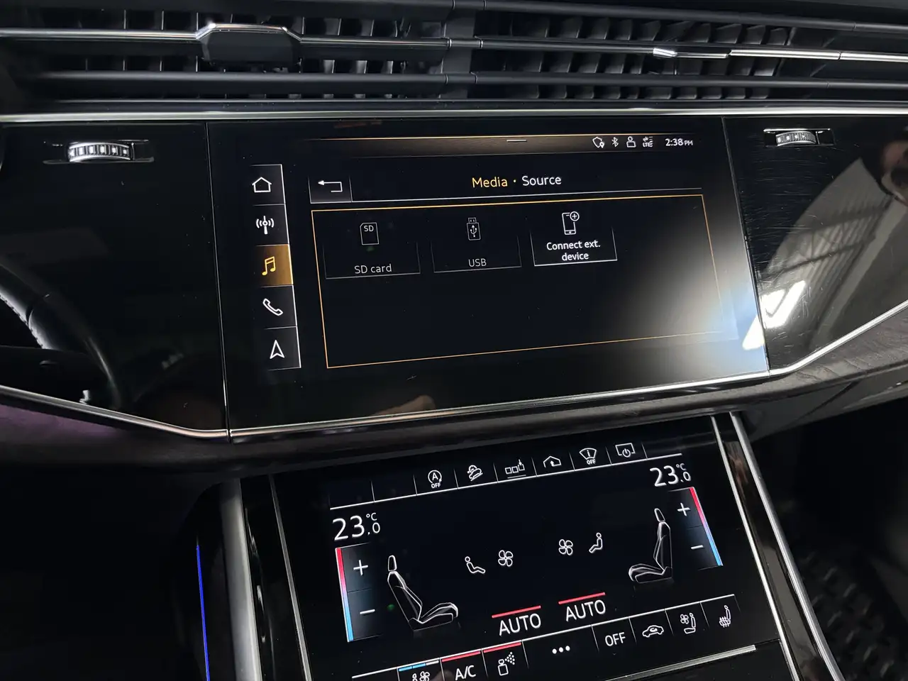 Audi Q7 photo Audi Q7