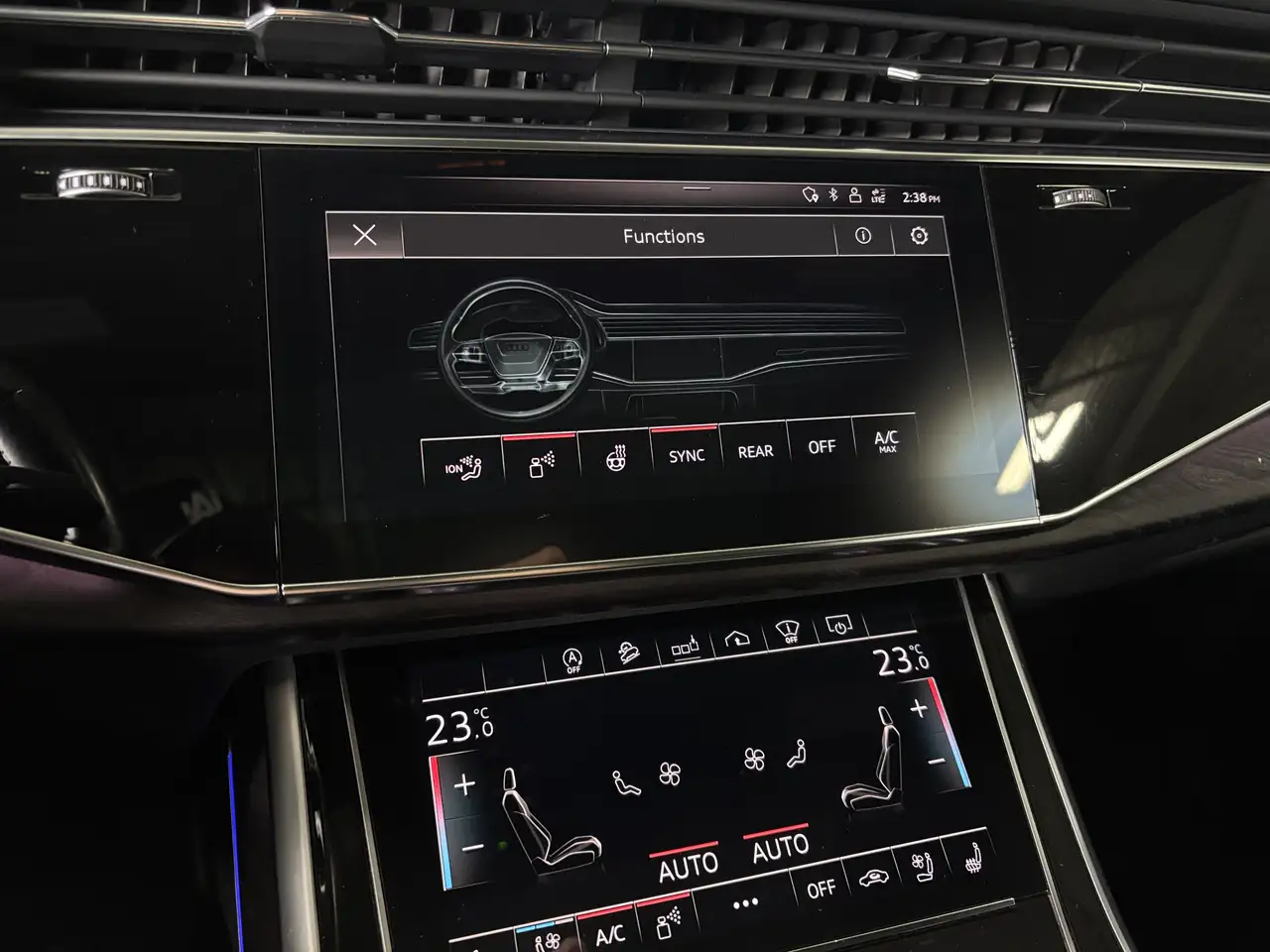 Audi Q7 photo Audi Q7