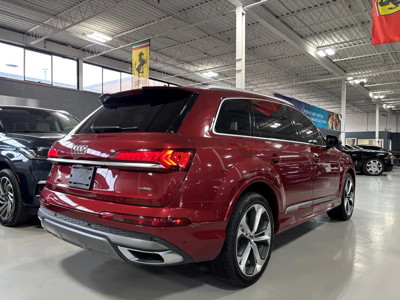 Audi Q7 photo Audi Q7