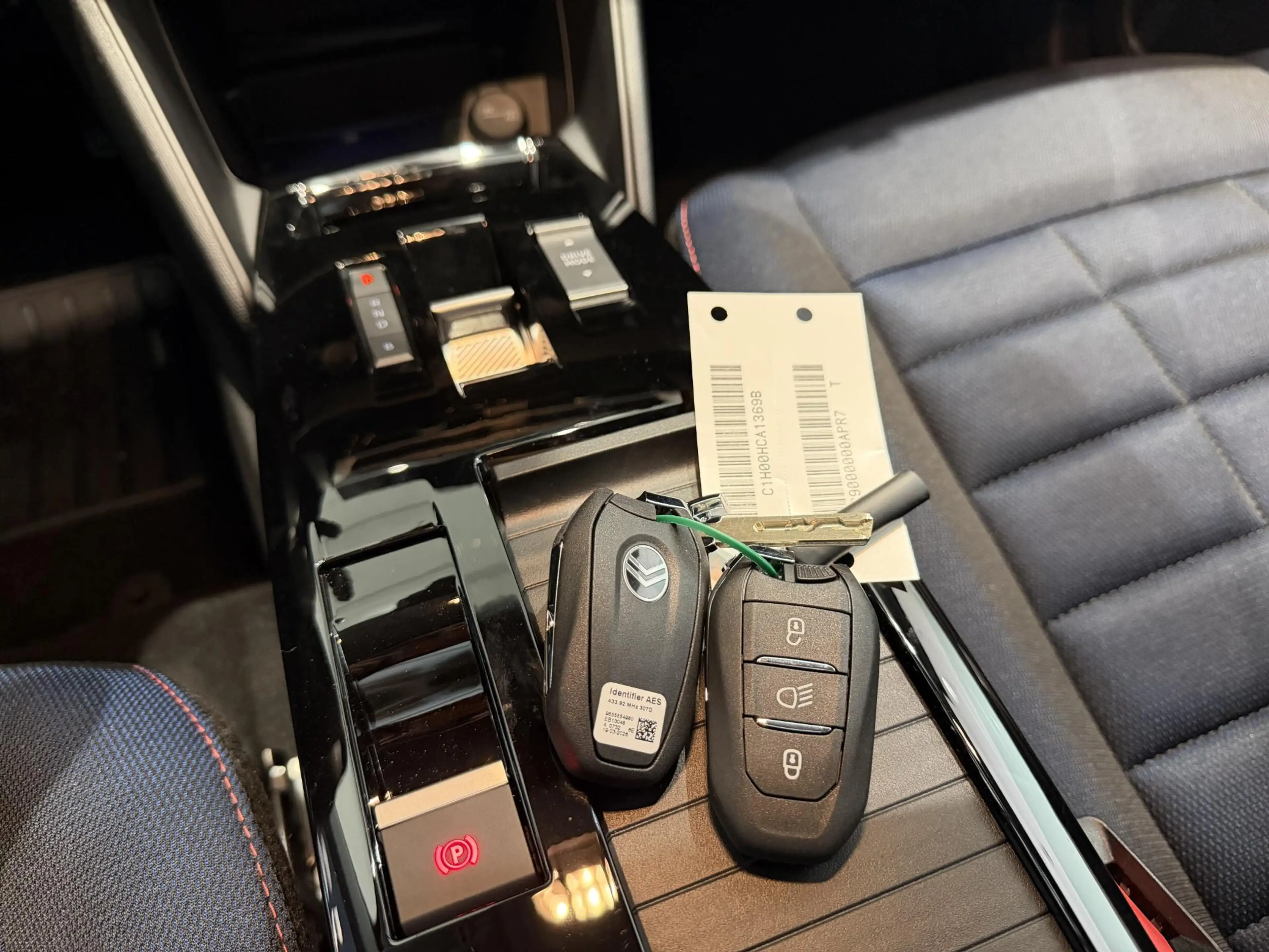 Citroen E-C4 Electric Collection 156pk Extended range 54 kWh — photo 14