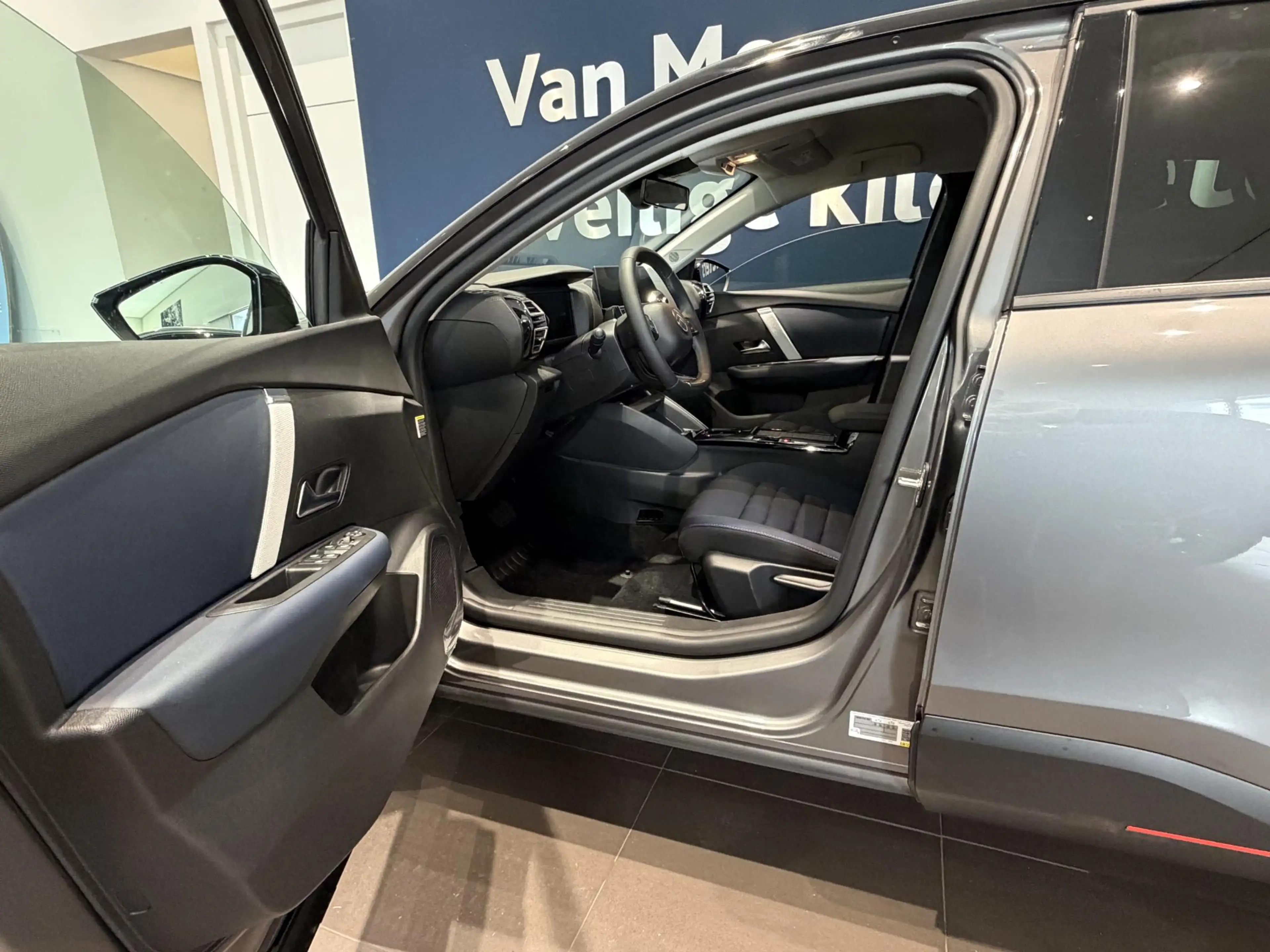 Citroen E-C4 Electric Collection 156pk Extended range 54 kWh — photo 5