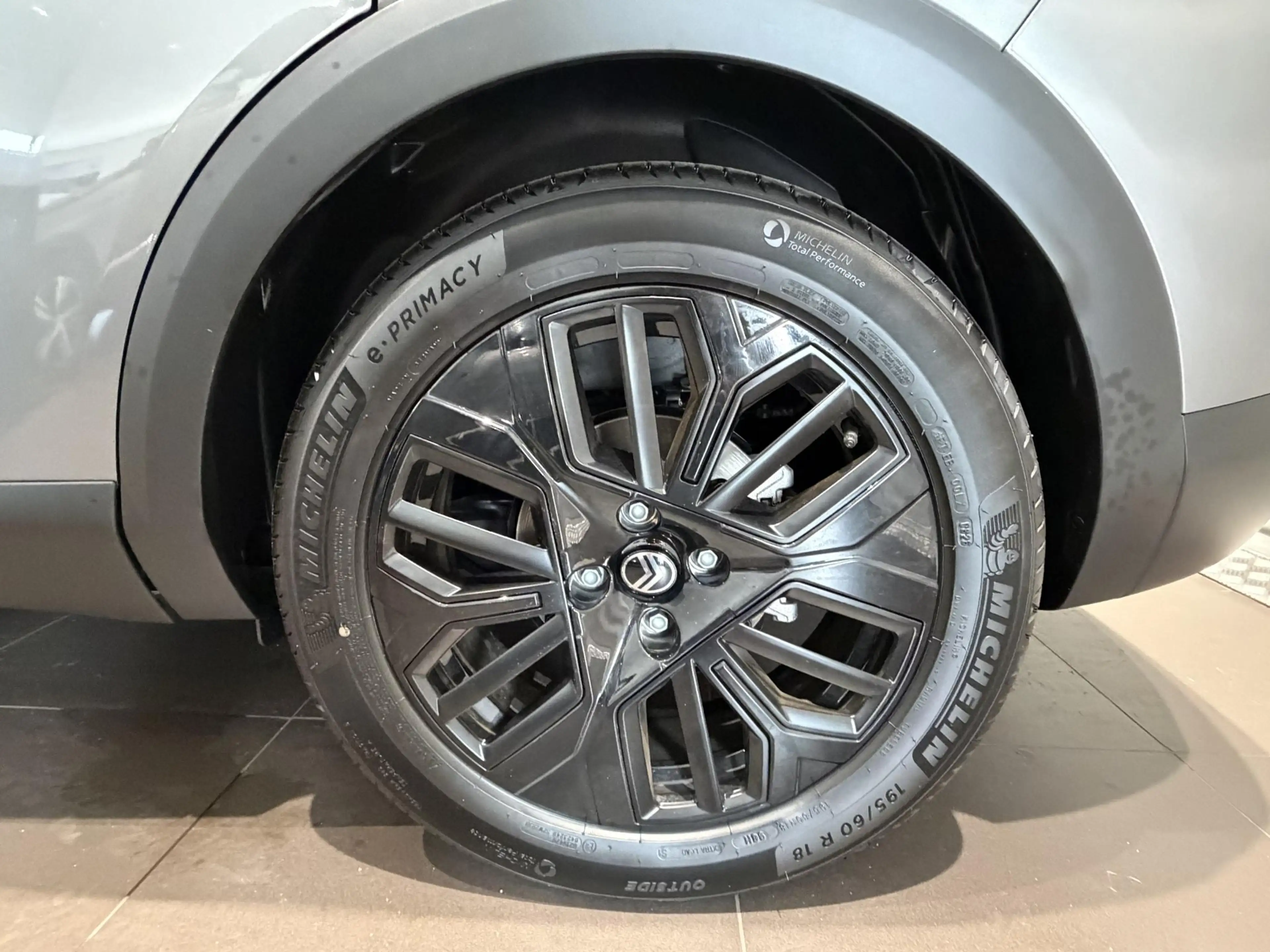 Citroen E-C4 Electric Collection 156pk Extended range 54 kWh — photo 4