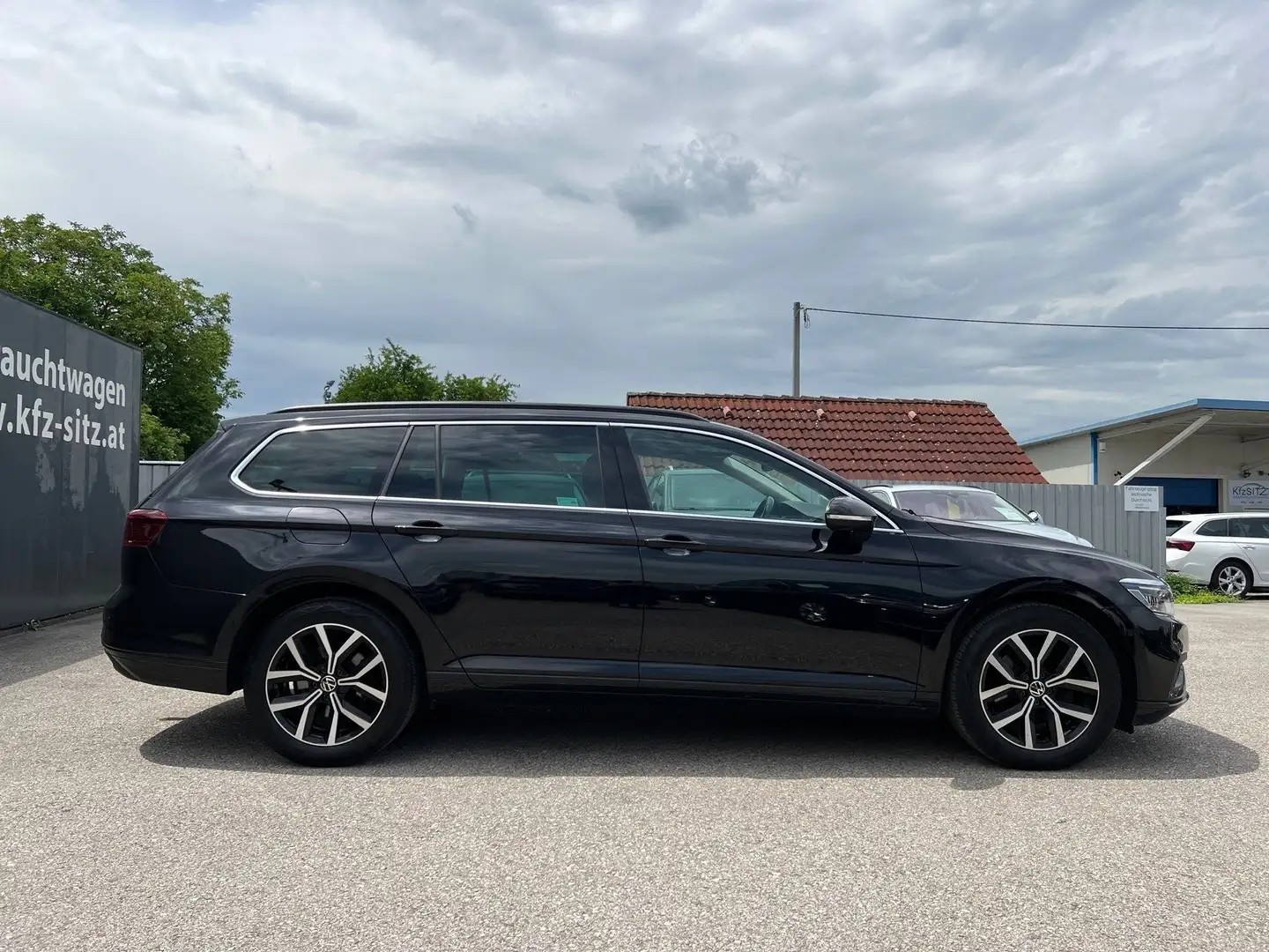 Volkswagen Passat Business 2,0 TDI DSG | NP €58.400 Schwarz - 2