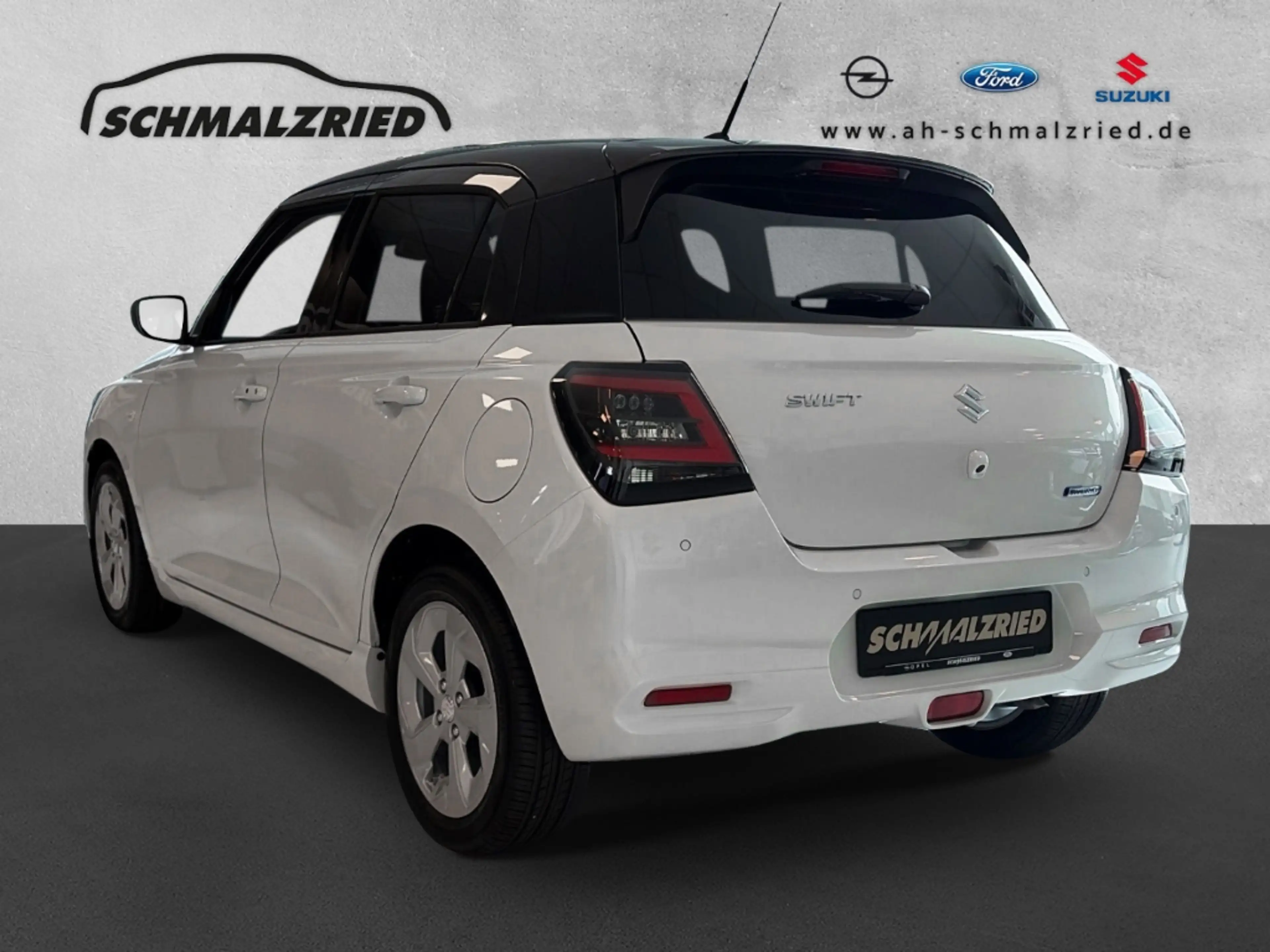 Suzuki Swift Comfort Hybrid 1.2 Navi LED Apple CarPlay Android — photo 3
