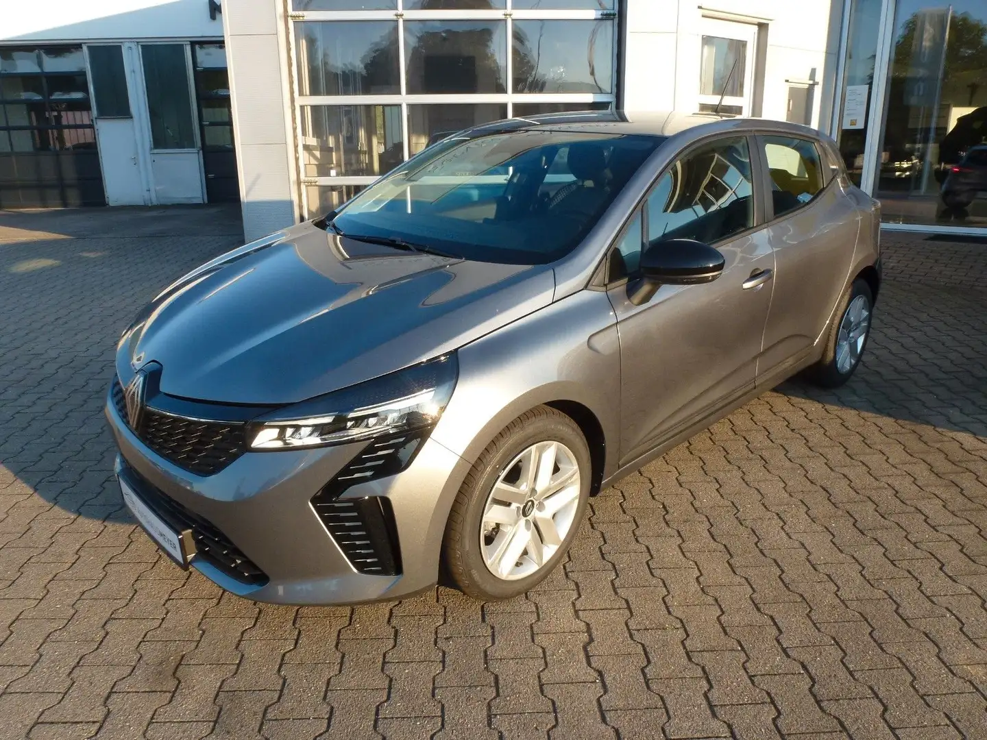 Renault Clio Eco-G 100 Evolution Grijs - 2