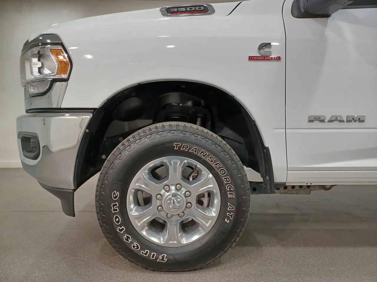 RAM 3500 снимка RAM 3500