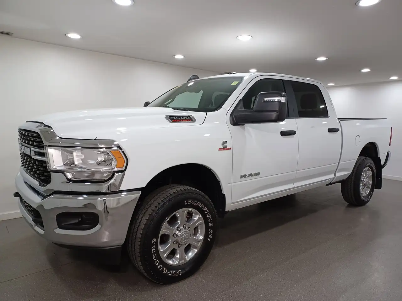 RAM 3500 снимка RAM 3500