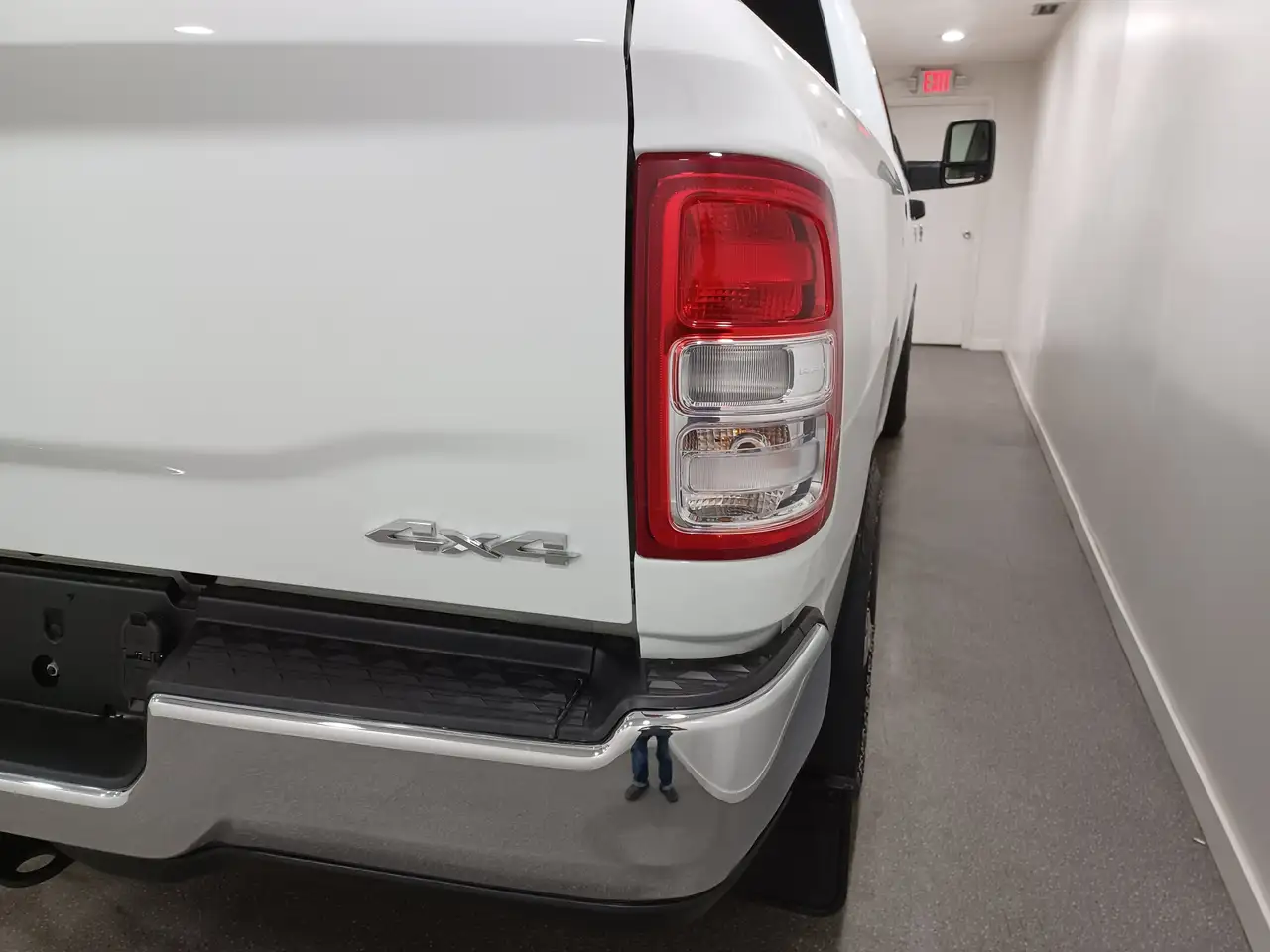 RAM 3500 снимка RAM 3500