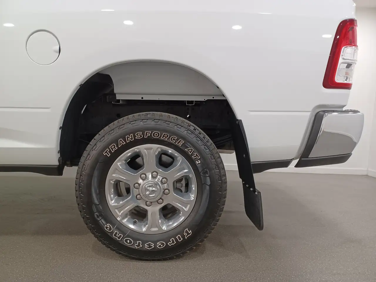 RAM 3500 снимка RAM 3500
