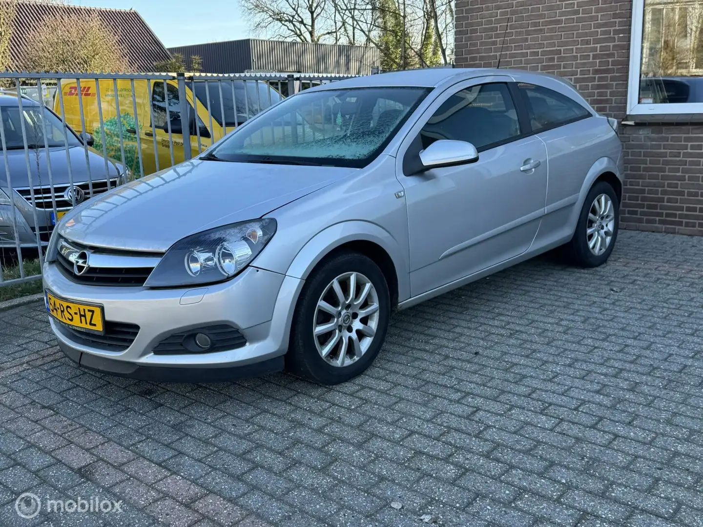 Opel Astra GTC 1.6 Edition AIRCO/MF-STUUR APK IS VERLOPEN Gris - 1