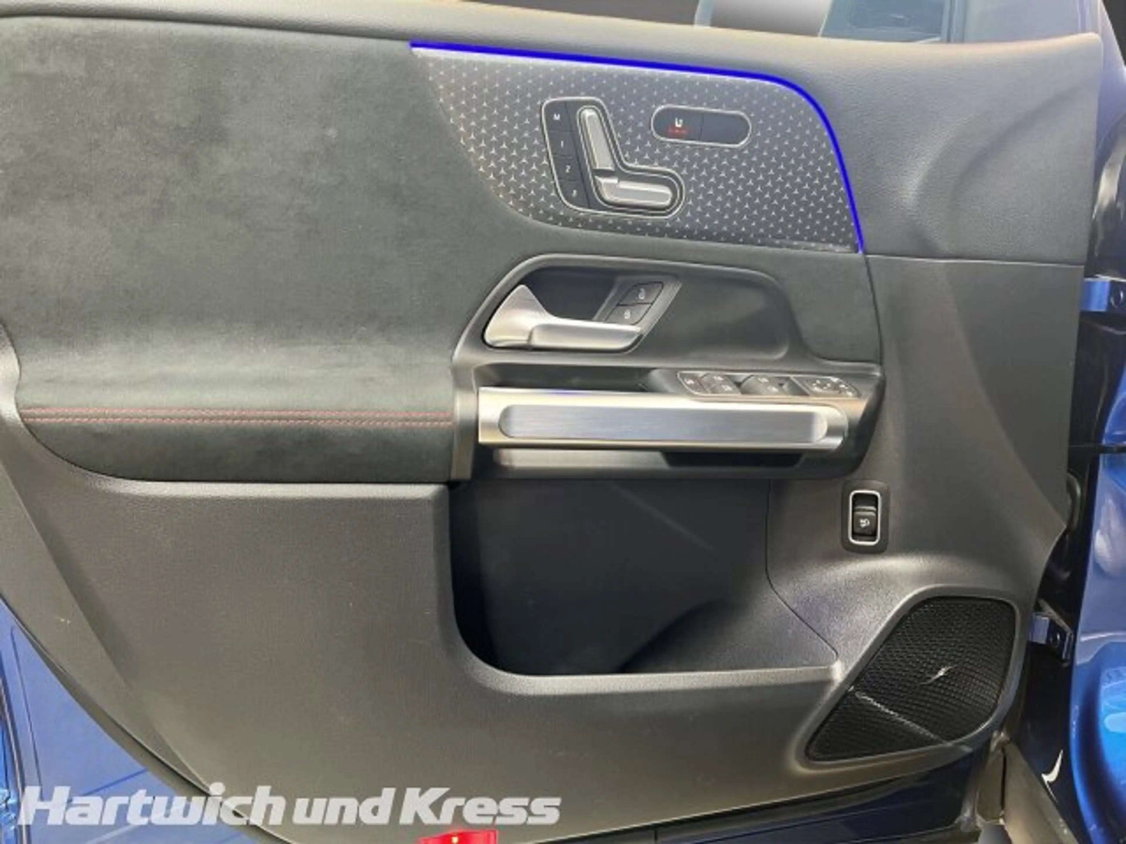Mercedes-Benz EQB 250 EQB 250 + AMG Line+HUD+Night+Memory+Distronic+  BC — photo 12