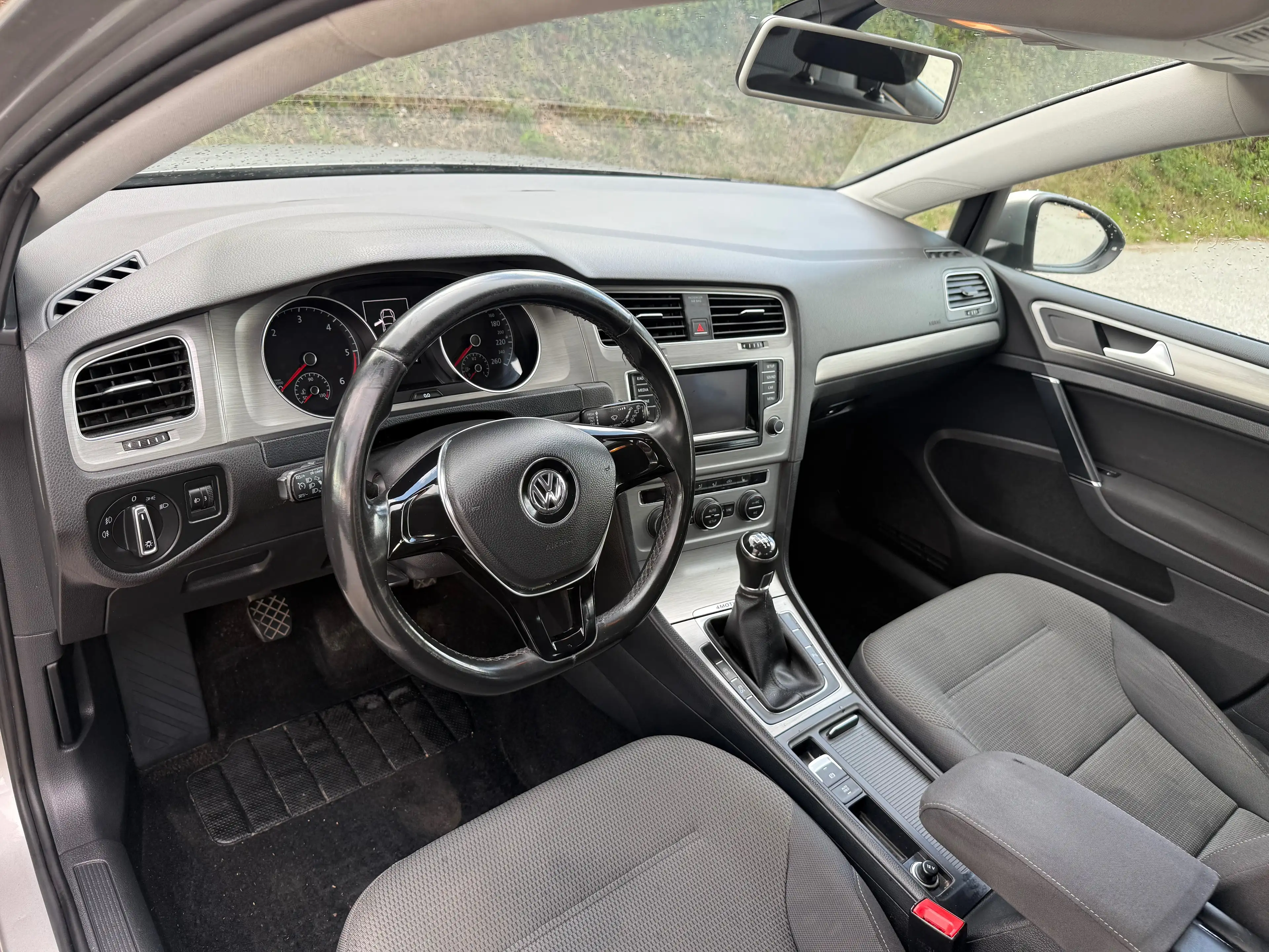 Volkswagen Golf 1.6 TDI Comfortline 4Motion — photo 10