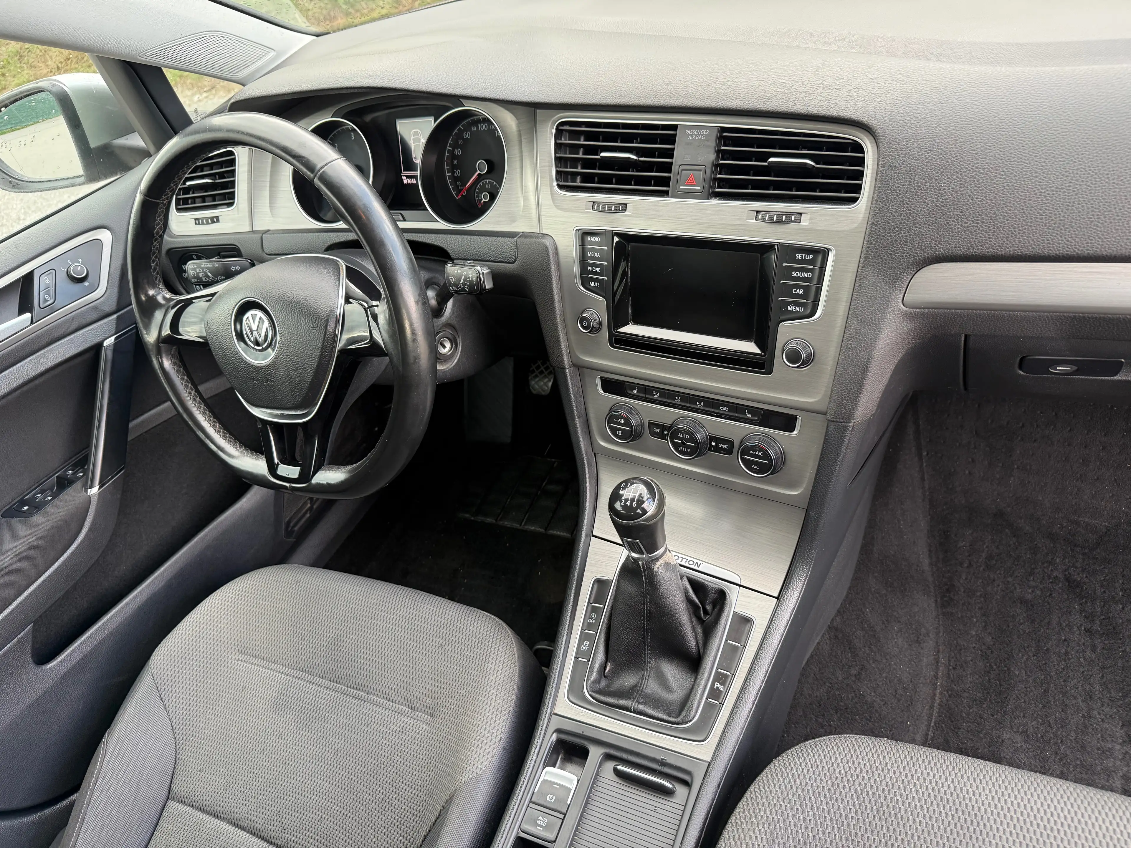 Volkswagen Golf 1.6 TDI Comfortline 4Motion — photo 13