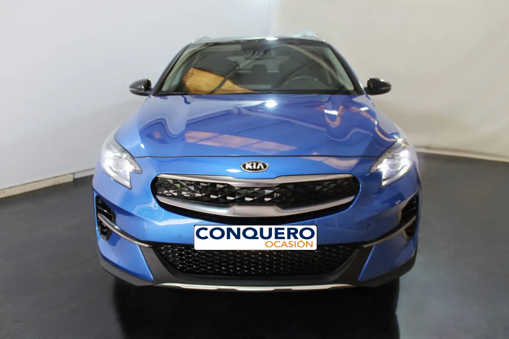 Kia XCeed 1.6 PHEV eMotion Aut. Blauw - 2