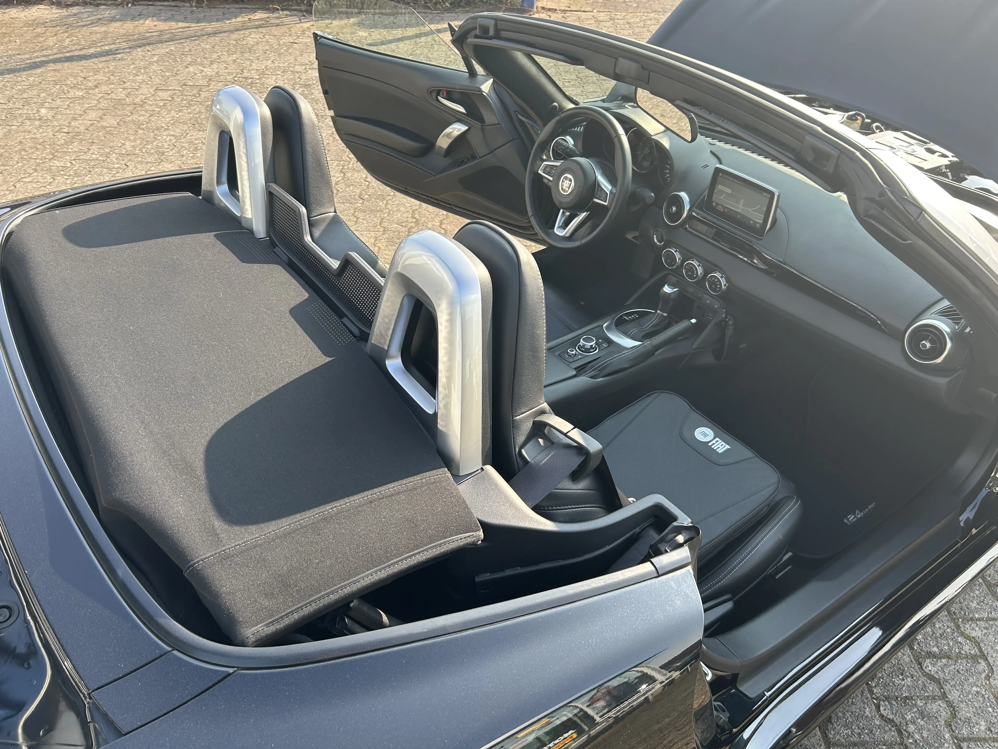 Fiat 124 Spider Lusso*Automatik*Kamera*Navigation*8fach Bereift — photo 7