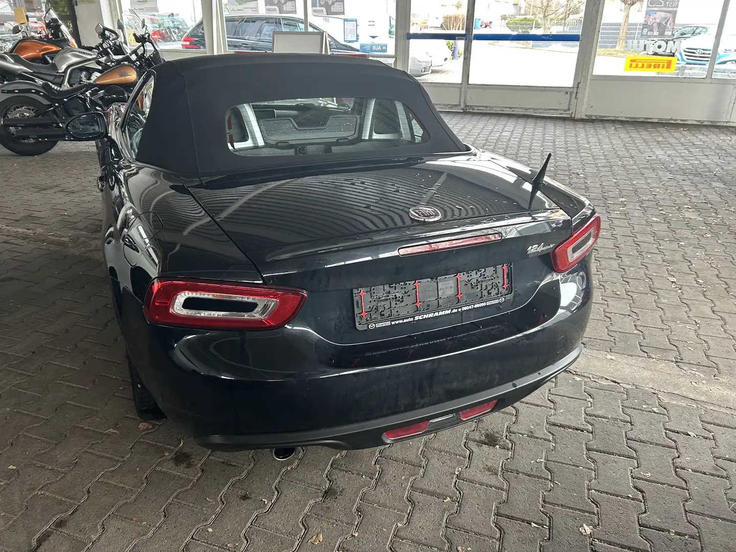 Fiat 124 Spider Lusso*Automatik*Kamera*Navigation*8fach Bereift Noir - 2