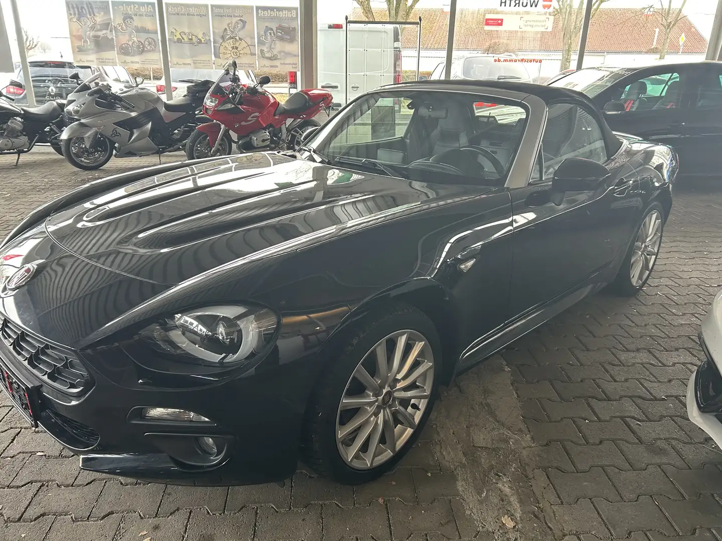 Fiat 124 Spider Lusso*Automatik*Kamera*Navigation*8fach Bereift Noir - 1