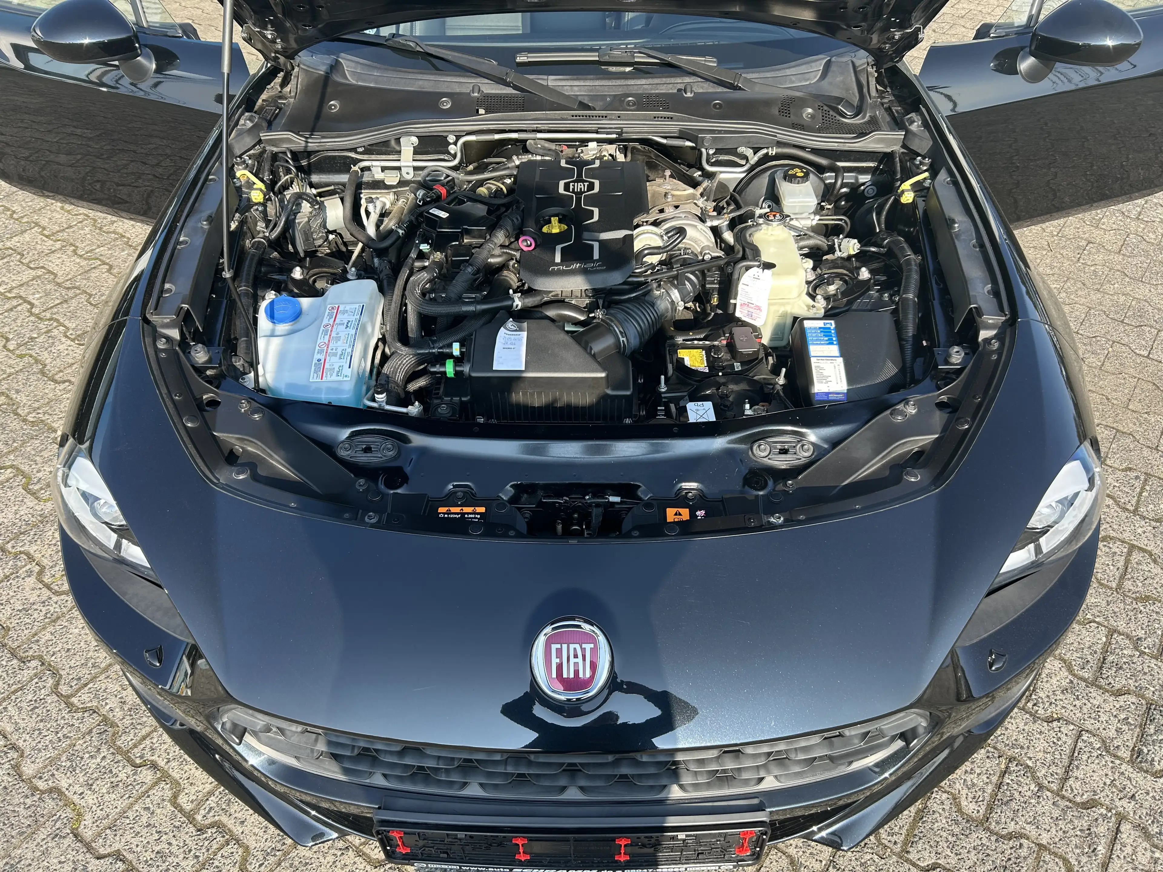 Fiat 124 Spider Lusso*Automatik*Kamera*Navigation*8fach Bereift — photo 6