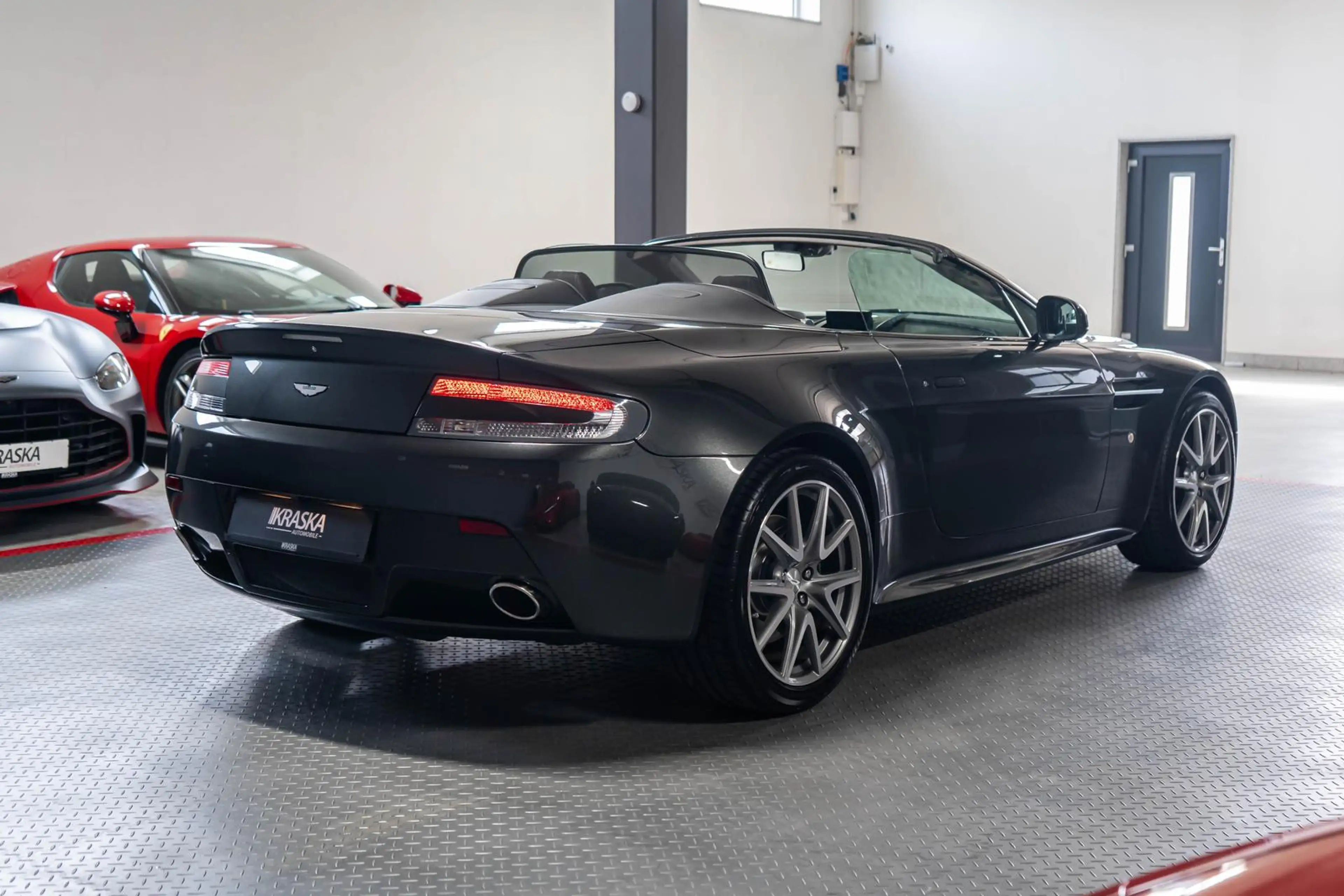 Aston Martin V8 S Roadster SP10 SHZ DAB RFK *LIMITED* — photo 9