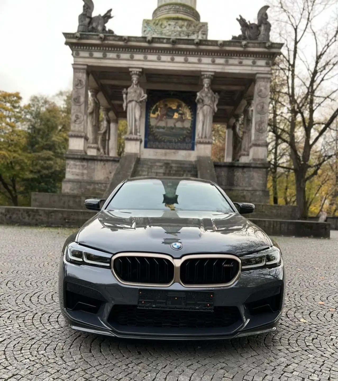 BMW M5 Sedan 2021 네이비 사진 3