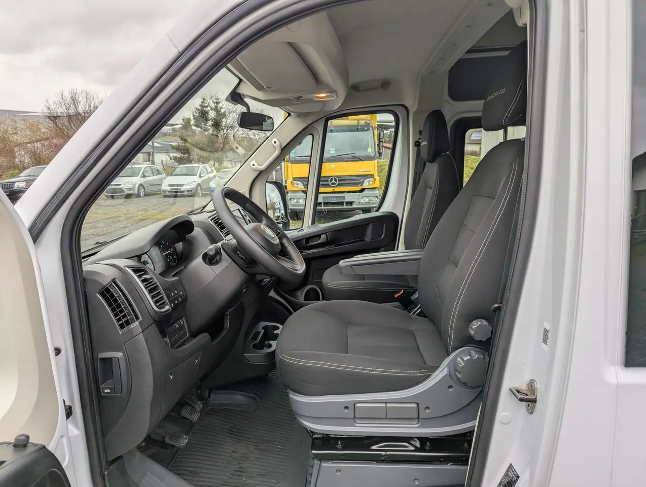 Fiat Ducato 140 L4 H2 Kamera 8-Sitze Business +-Paket 14