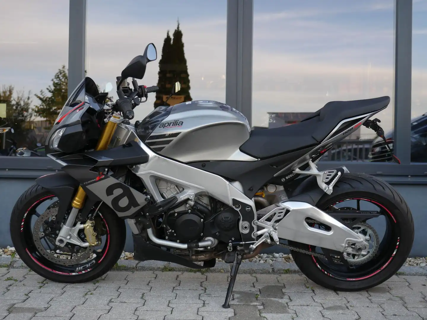 Aprilia Tuono V4 1100 RR - TOP - Portimao Grey - 2