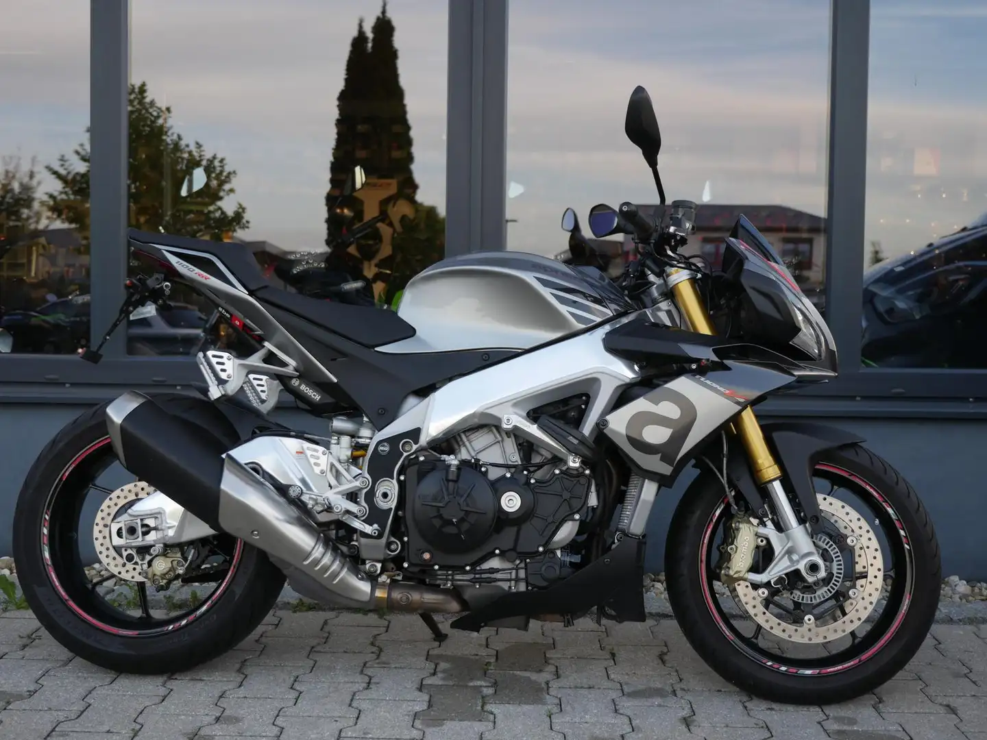 Aprilia Tuono V4 1100 RR - TOP - Portimao Grey - 1