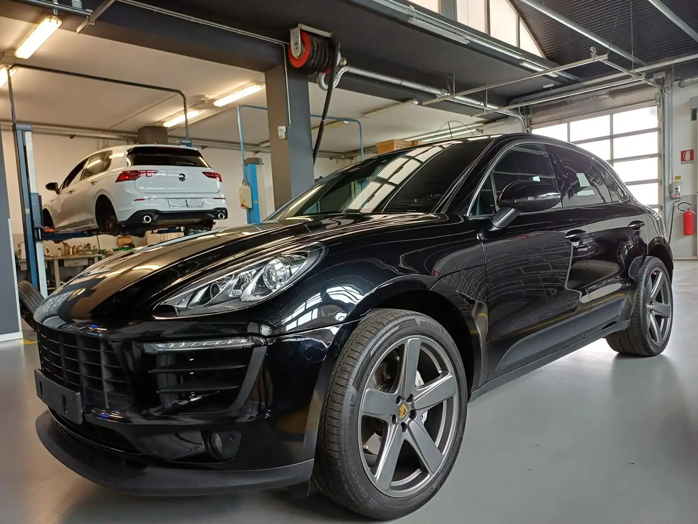 Porsche Macan 3.0d S 258cv PDK Fekete - 1