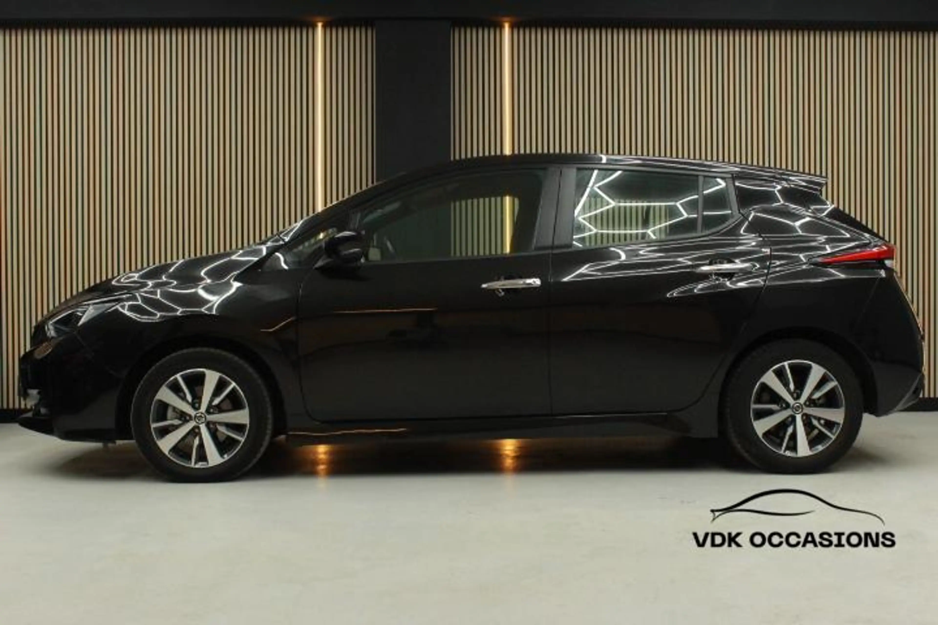 Nissan Leaf Acenta 40 kWh |Keyless |Stoel/Stuur verw |Camera — photo 3