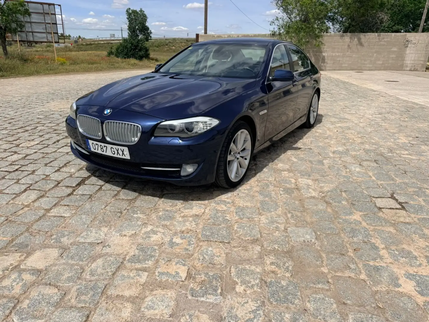 BMW 550 550iA xDrive Azul - 1