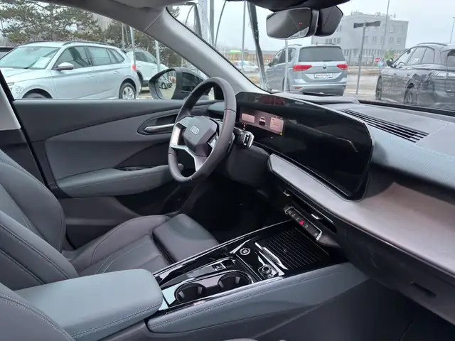 Audi Q3 TDI 150 PS - NEUWAGEN nur € 60.999,-* Ansicht 25