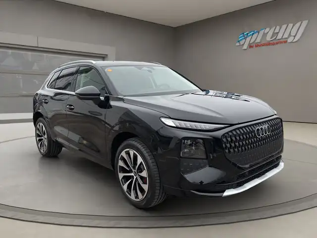 Audi Q3 TDI 150 PS - NEUWAGEN nur € 60.999,-* Ansicht 3