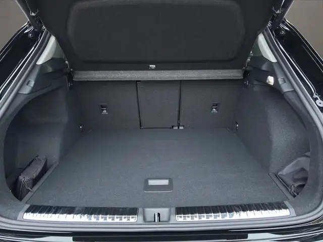 Audi Q3 TDI 150 PS - NEUWAGEN nur € 60.999,-* Ansicht 17