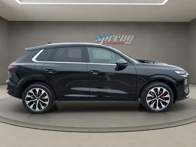 Audi Q3 TDI 150 PS - NEUWAGEN nur € 60.999,-* Ansicht 4