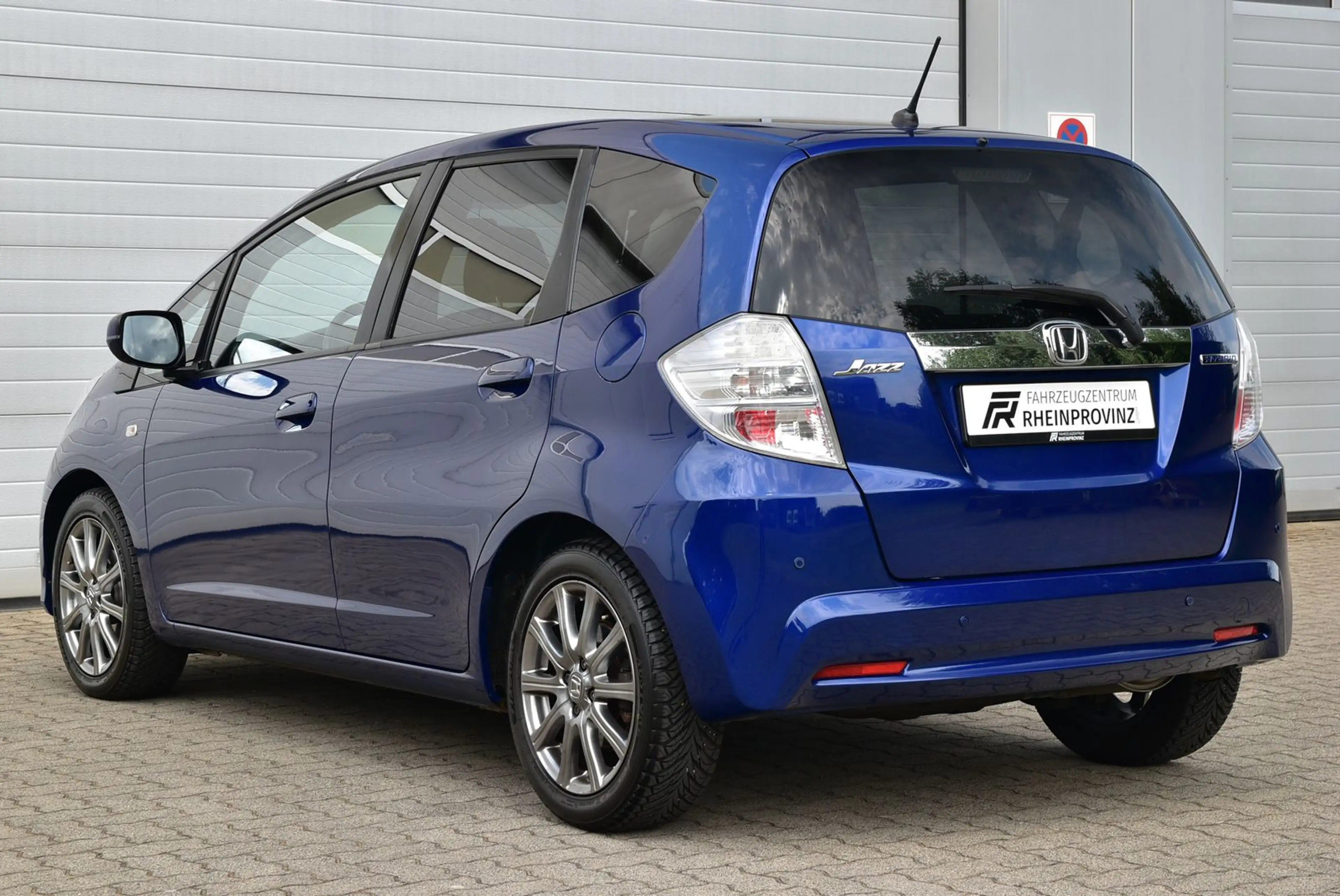 Honda Jazz Hybrid Comfort Automatik/Klima/PDC — photo 4