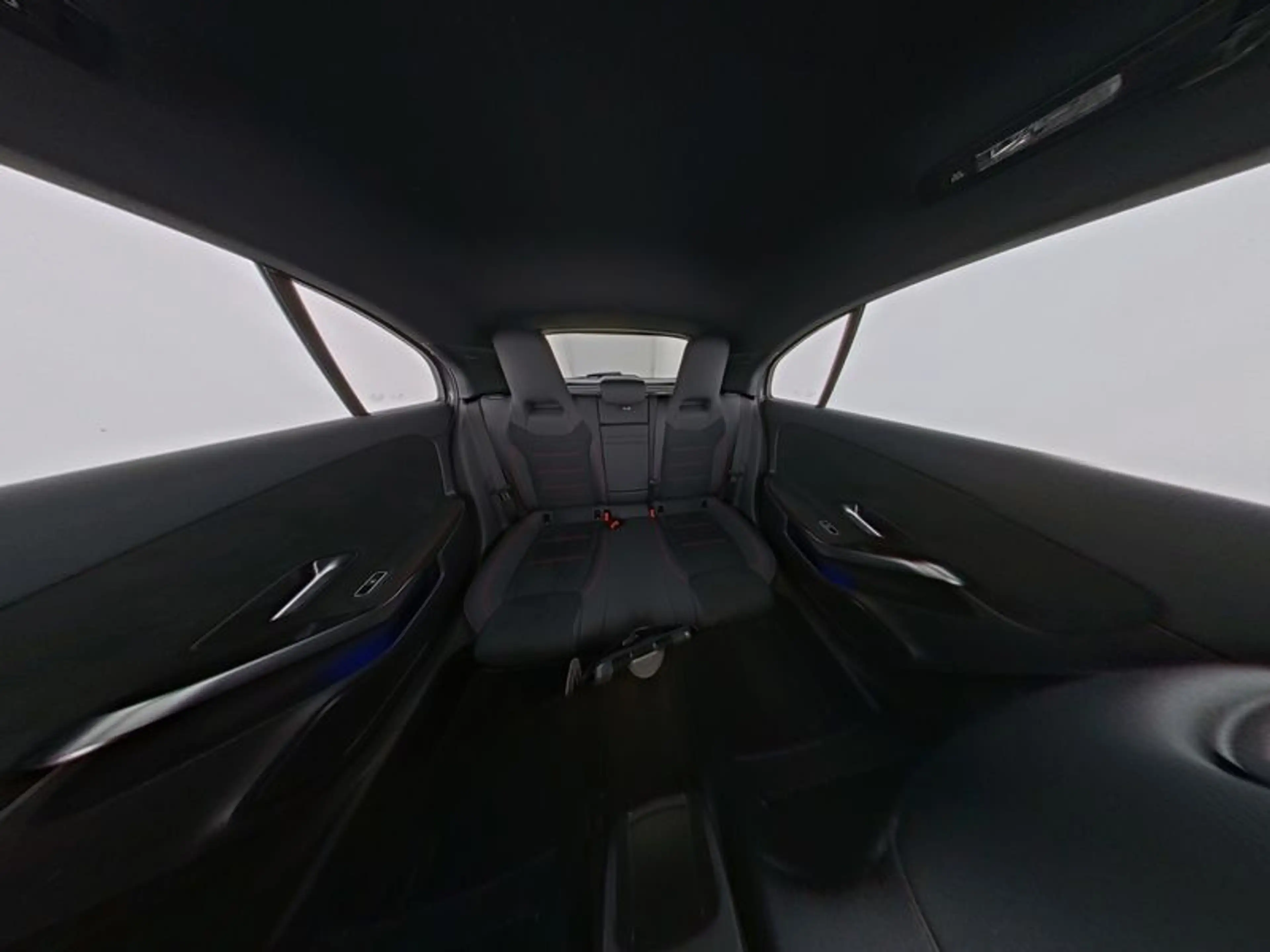 Mercedes-Benz A 250 e  AMG MULTI 360 DISTR KAMERA PANO SPUR — photo 9