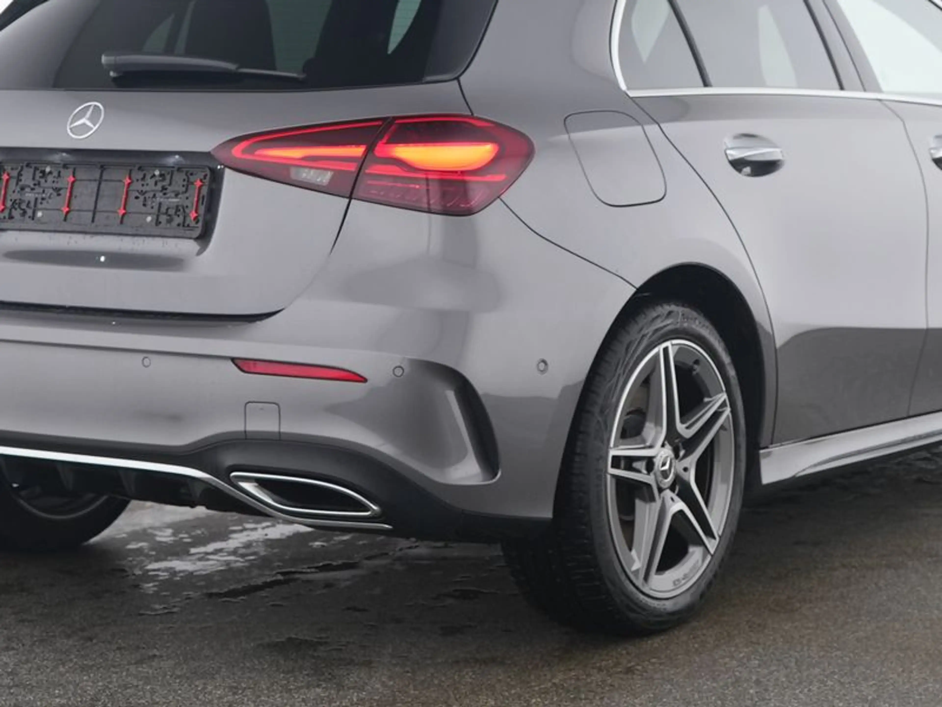 Mercedes-Benz A 250 e  AMG MULTI 360 DISTR KAMERA PANO SPUR — photo 11