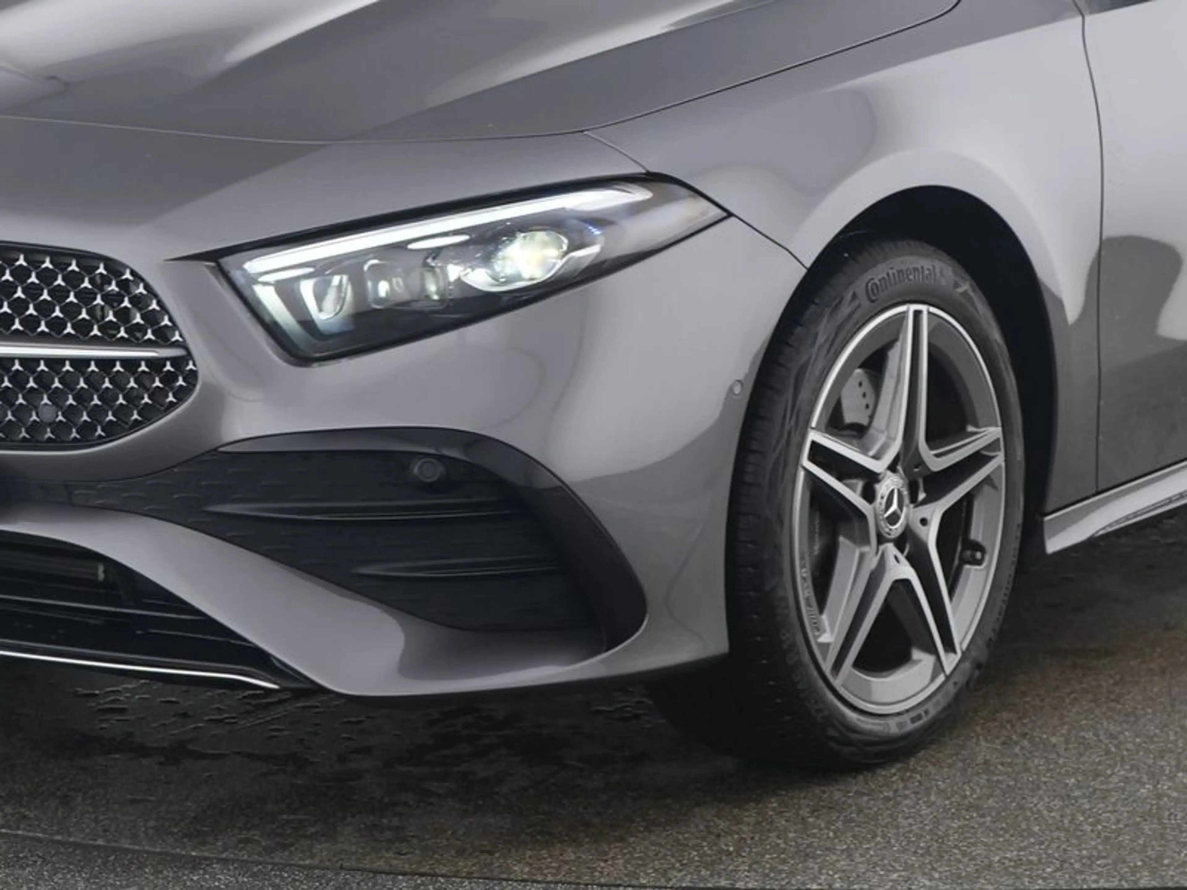 Mercedes-Benz A 250 e  AMG MULTI 360 DISTR KAMERA PANO SPUR — photo 5