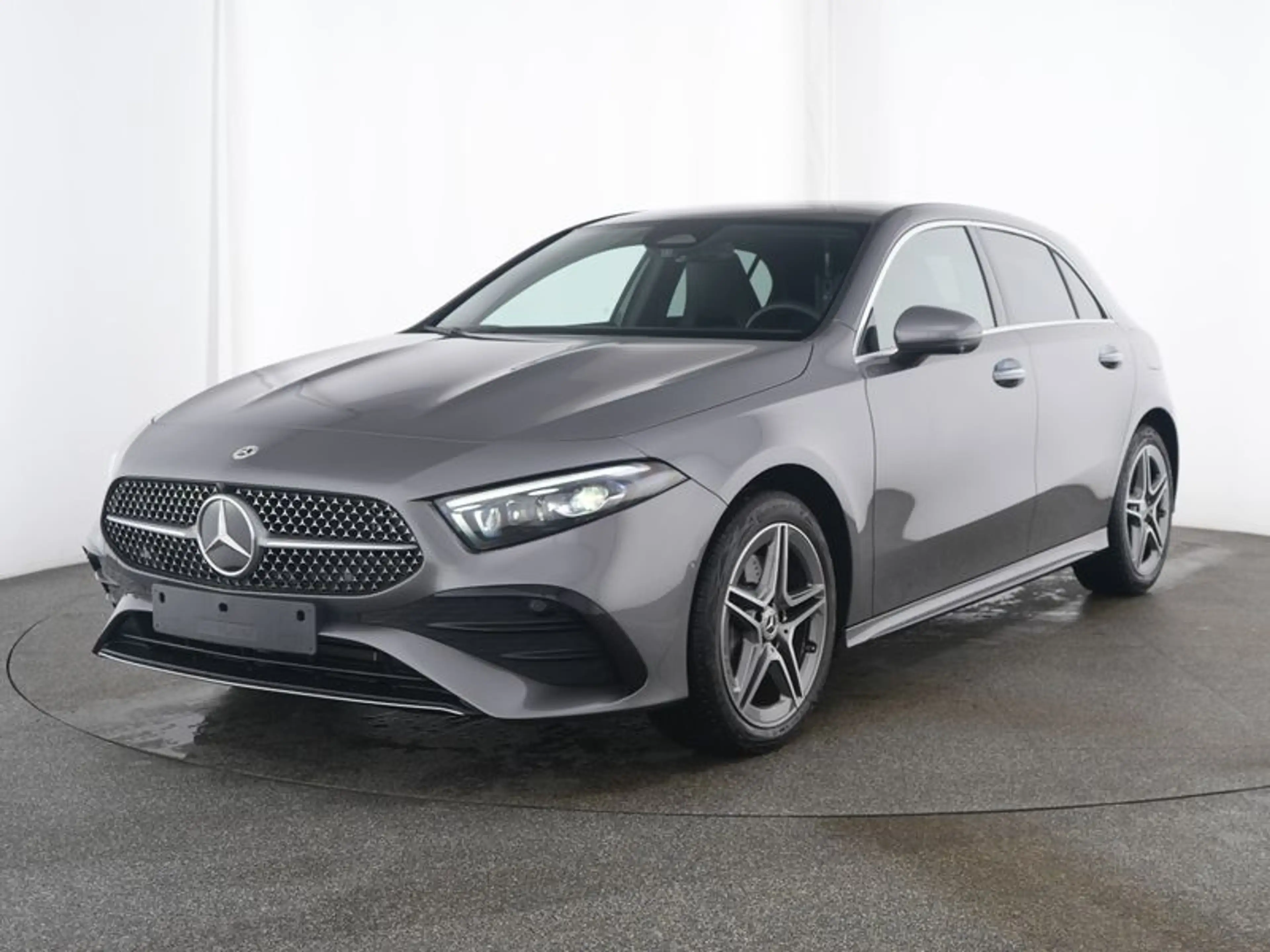 Mercedes-Benz A 250 e  AMG MULTI 360 DISTR KAMERA PANO SPUR — photo 2