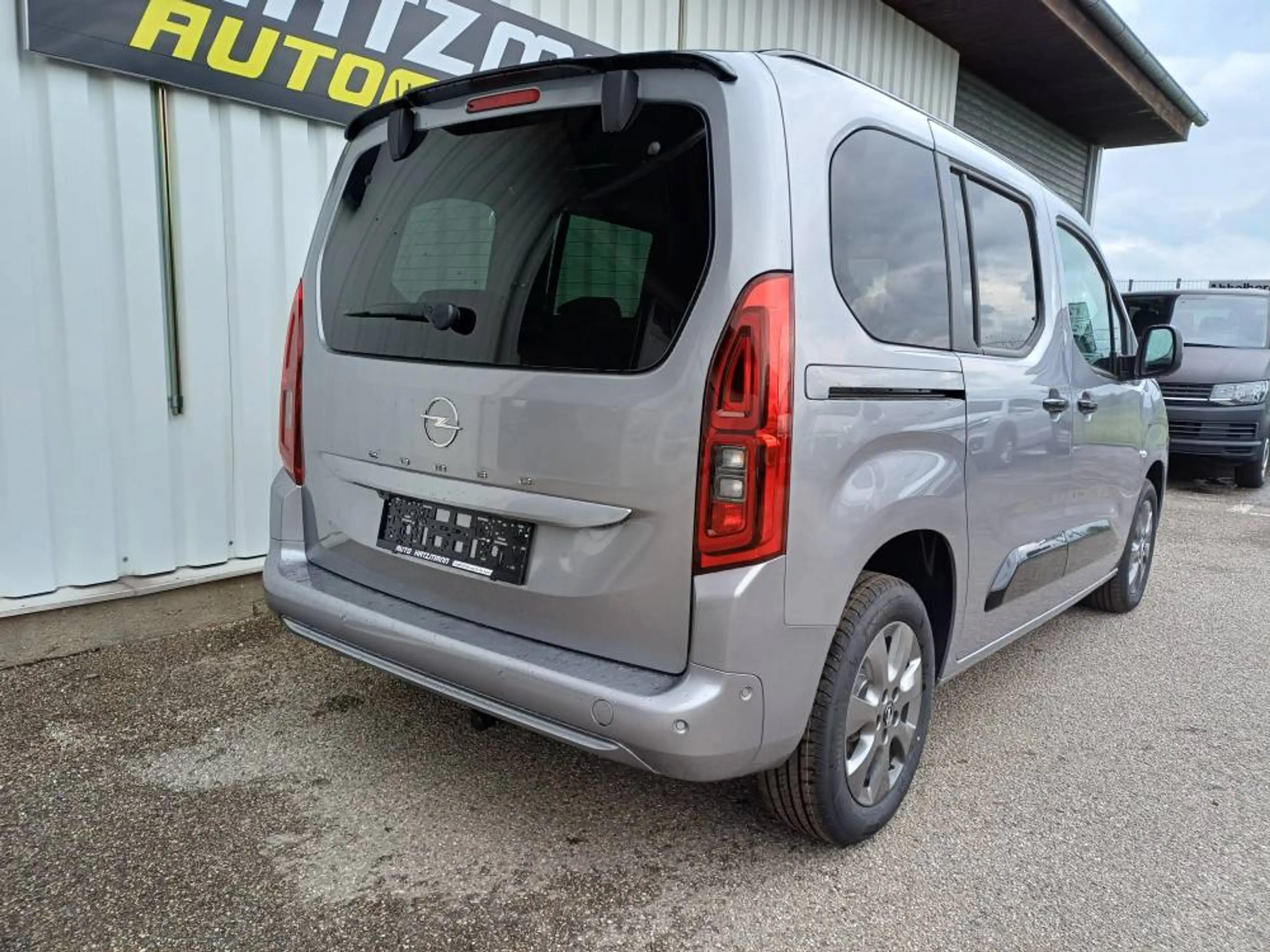 Opel Combo COMBO GS-Line (L) 1,5 130PS 8G Automatik — photo 8