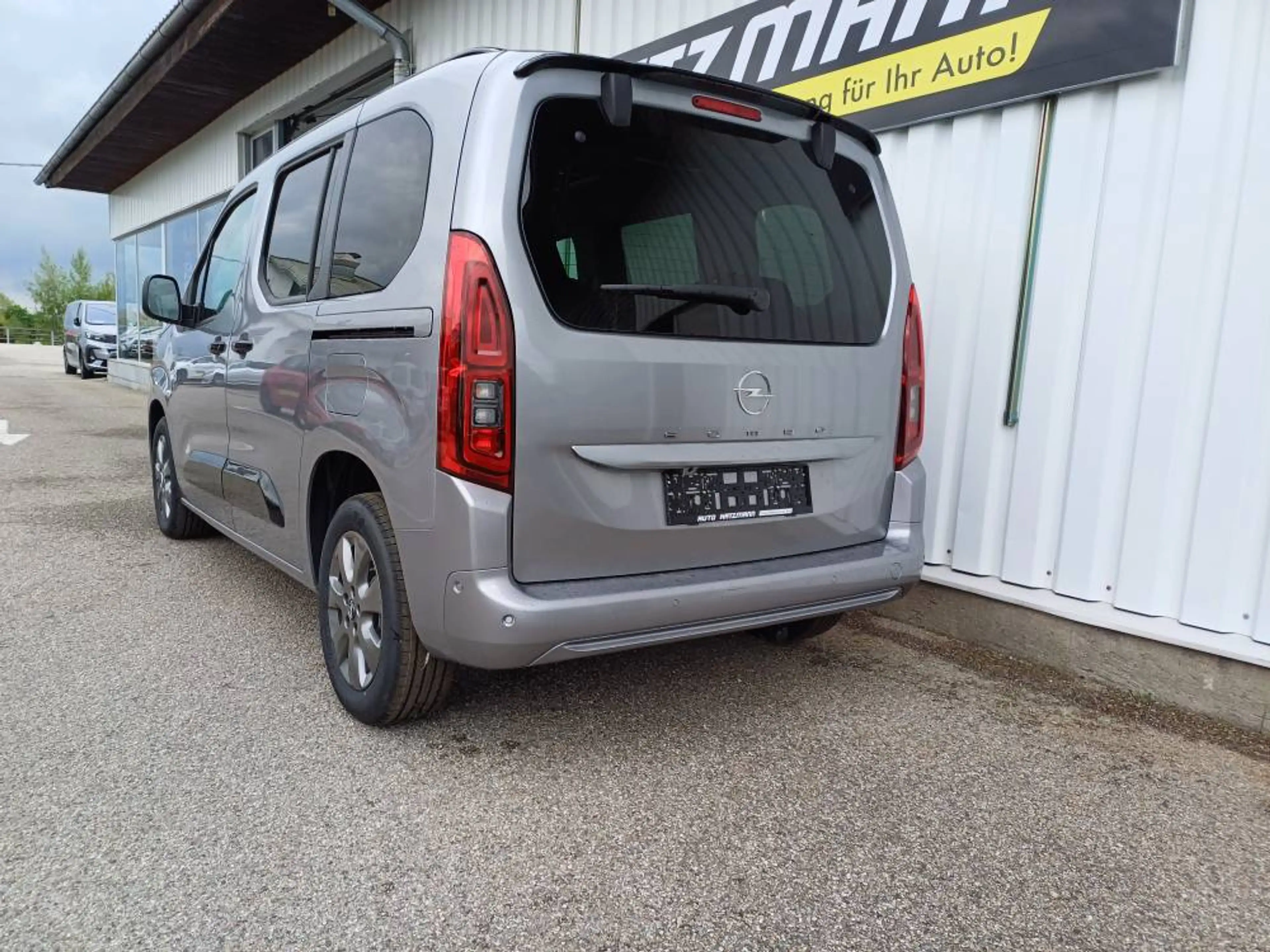 Opel Combo COMBO GS-Line (L) 1,5 130PS 8G Automatik — photo 4