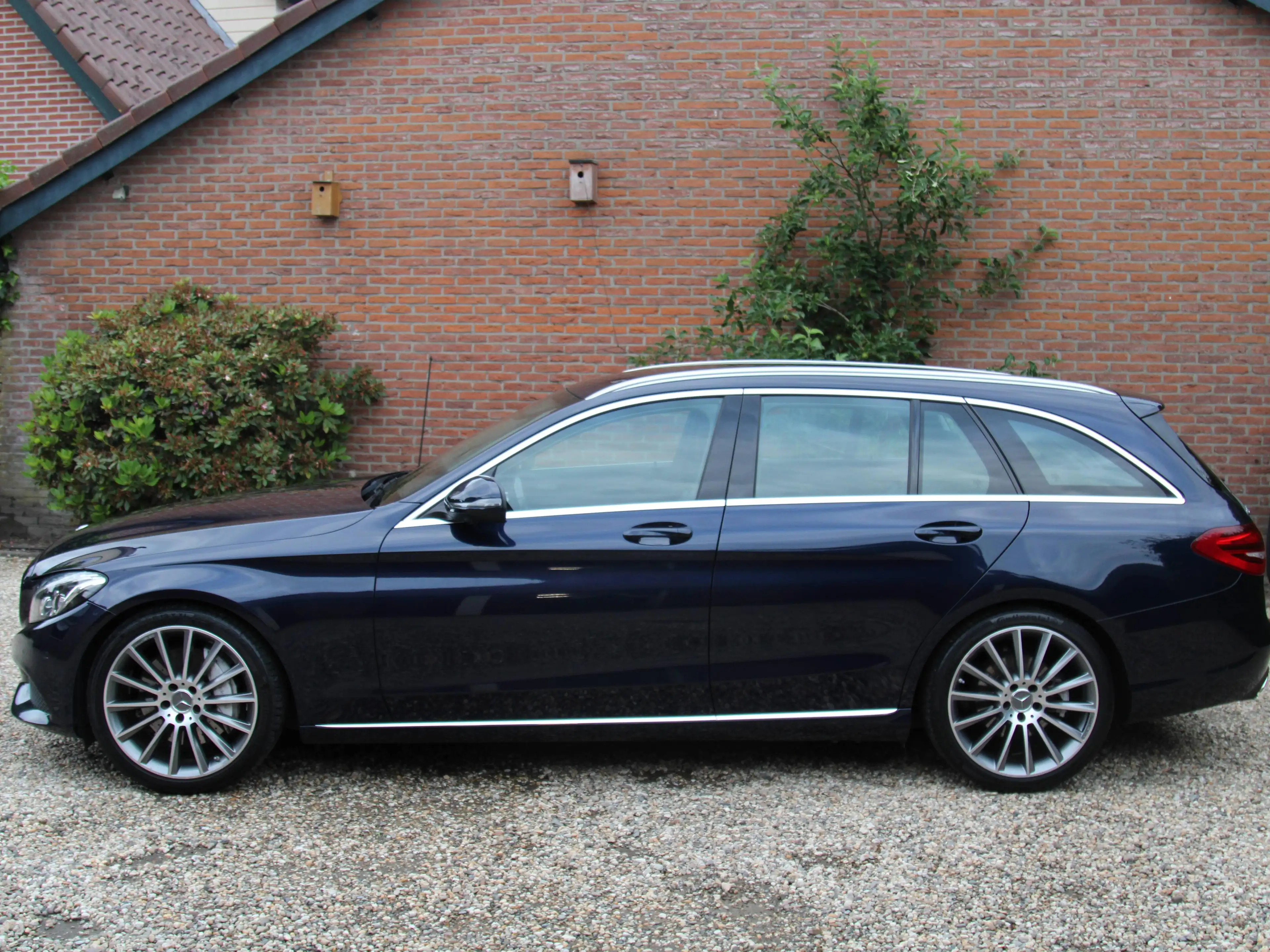 Mercedes-Benz C 350 Mercedes-Benz C-Klasse Estate 350 e Lease Edition — photo 2