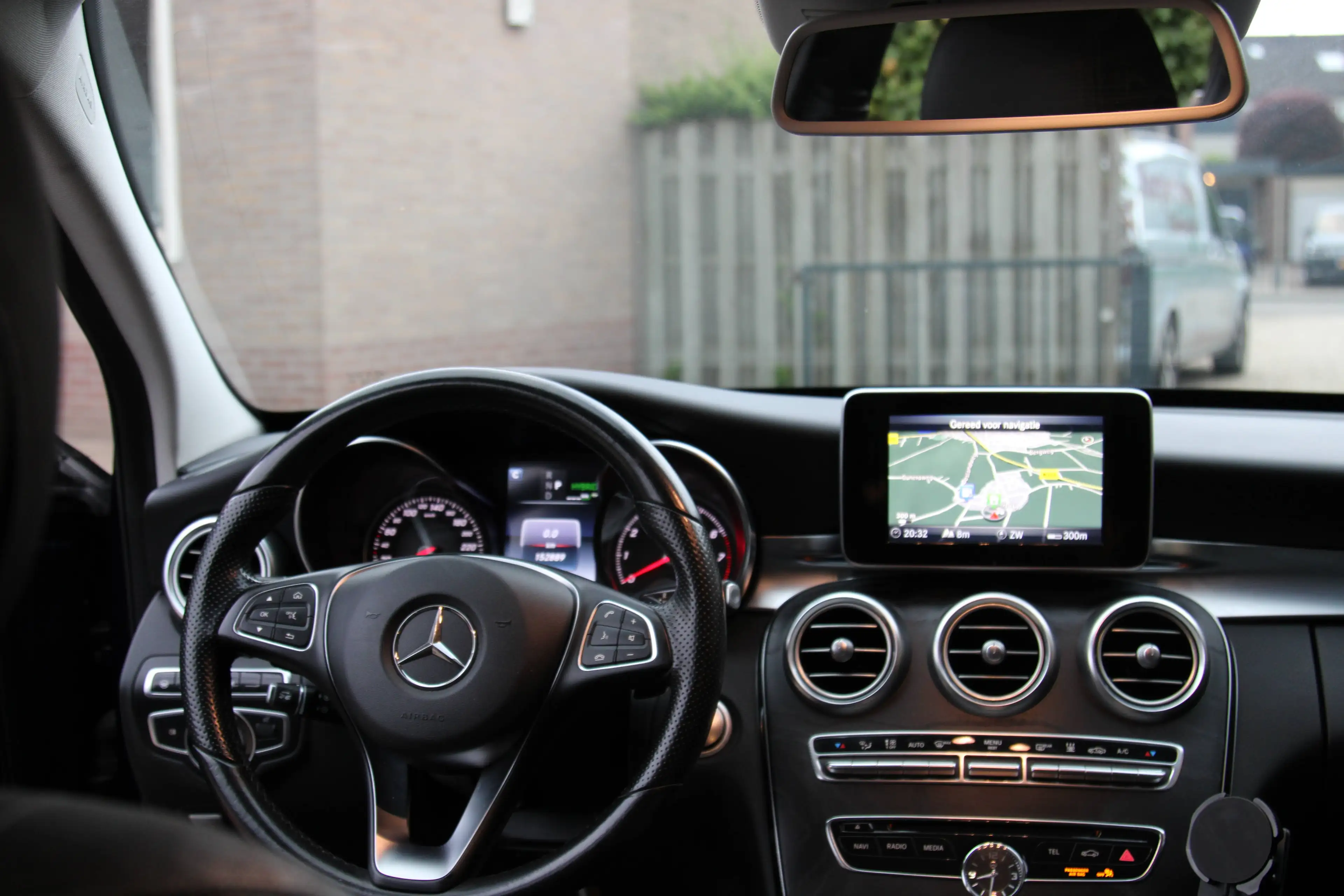 Mercedes-Benz C 350 Mercedes-Benz C-Klasse Estate 350 e Lease Edition — photo 10